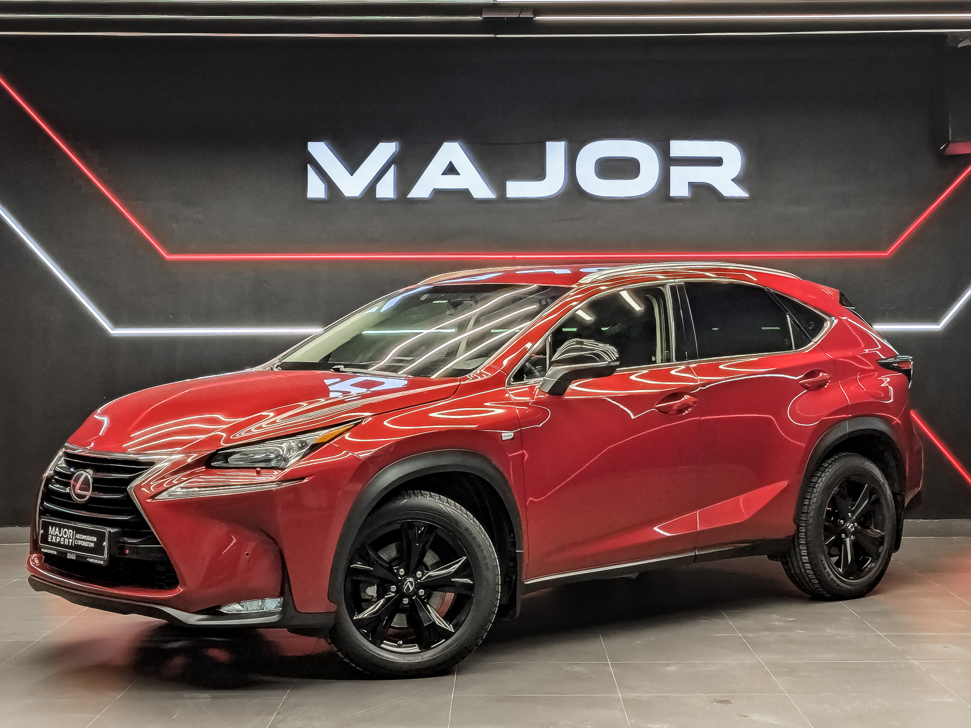 LEXUS NX 2.00 (150 л.с), автомат, 2017, пробег 168 946 км