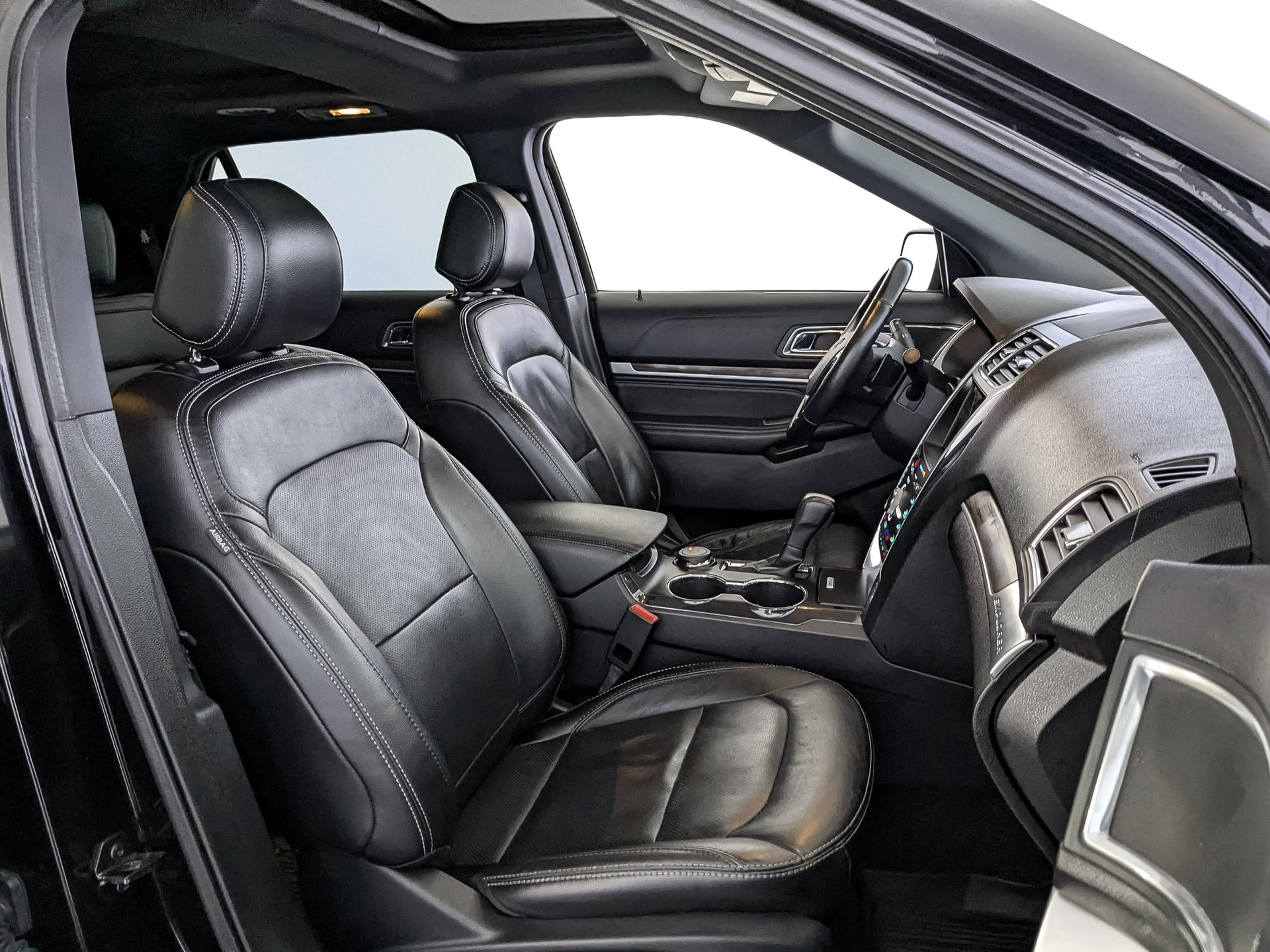 FORD Explorer 3.50 (249 л.с), автомат, 2017, пробег 147 837 км