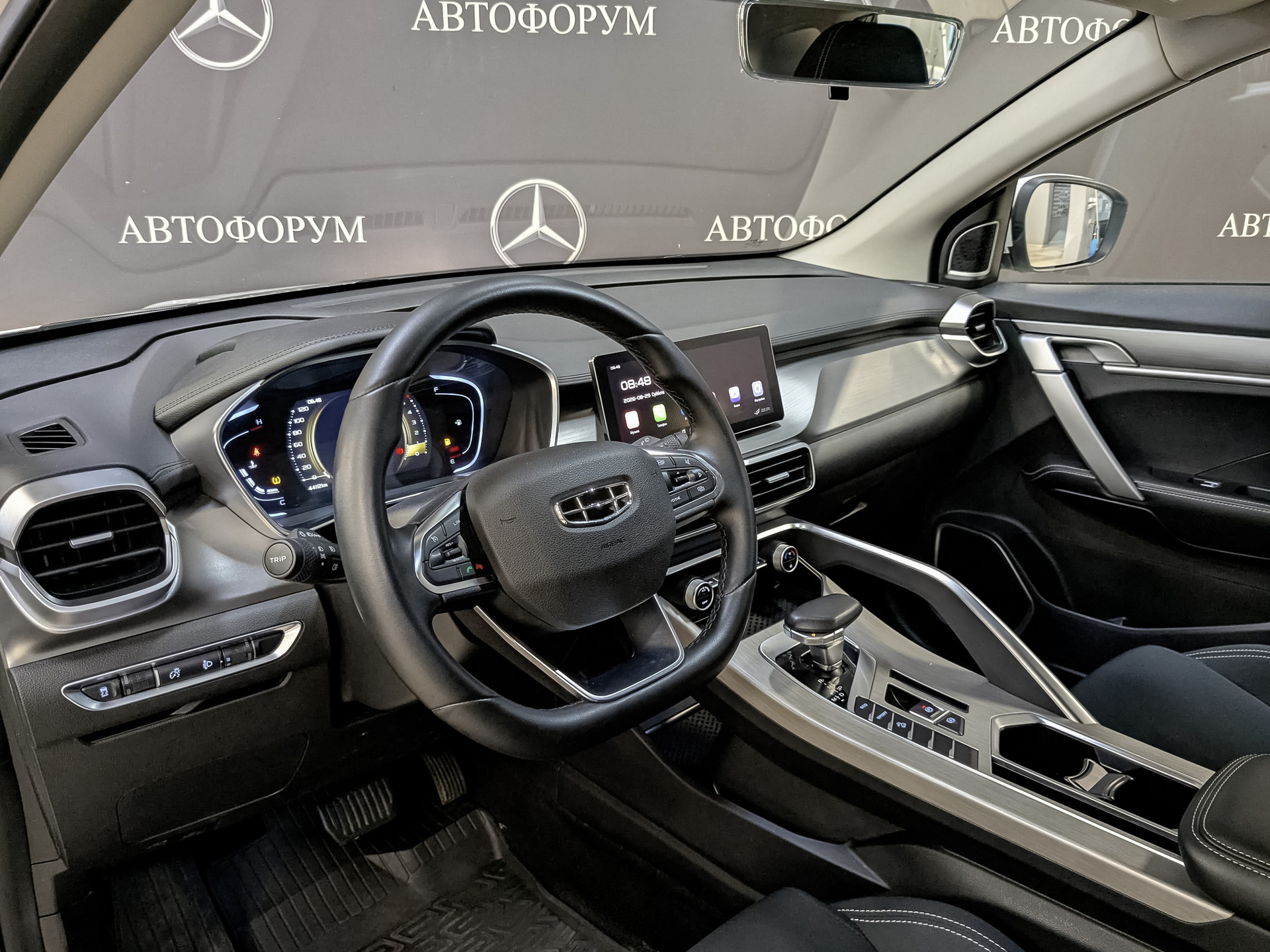 GEELY Coolray 1.50 (149 л.с), автомат, 2023, пробег 44 110 км