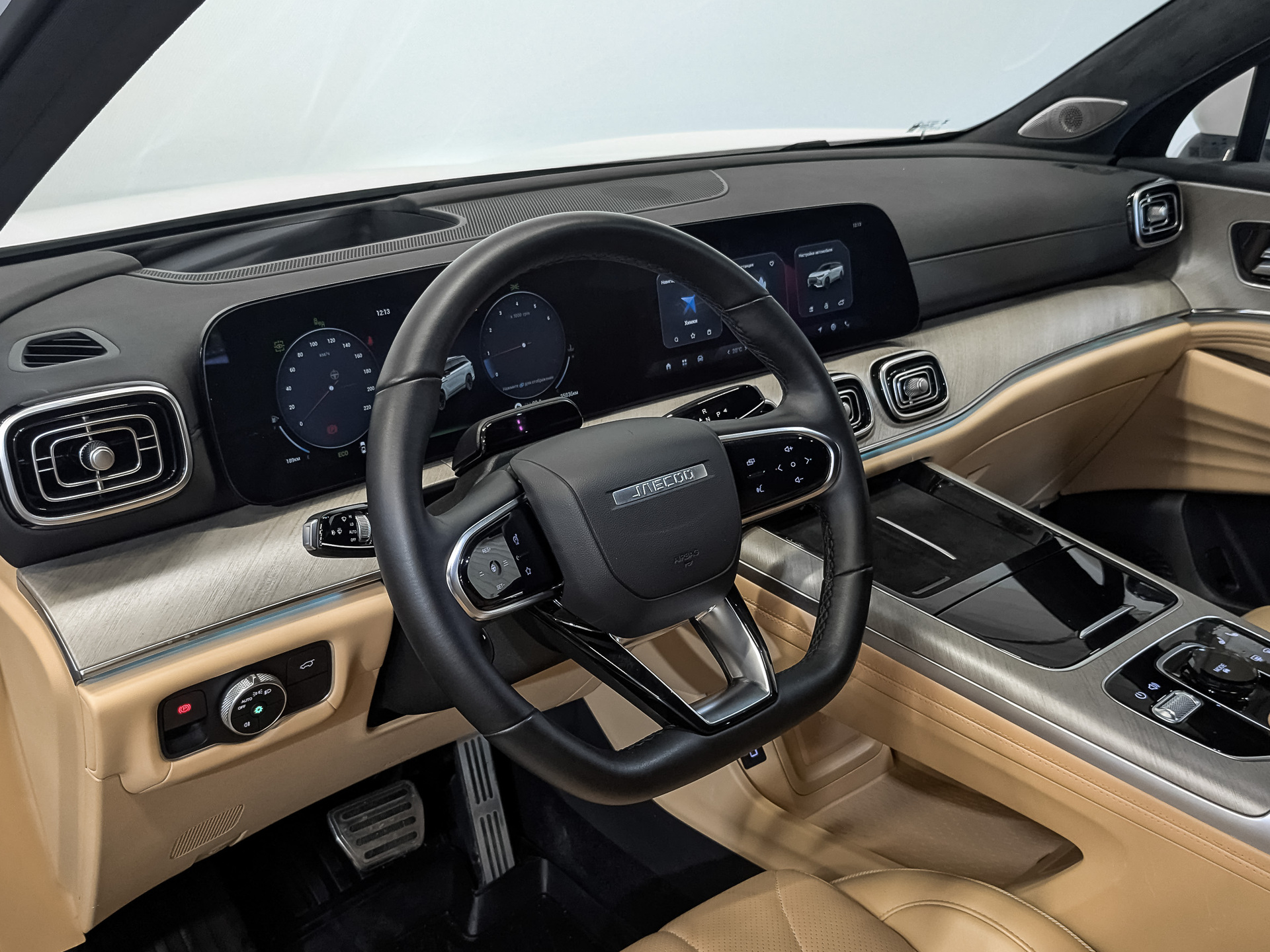 JAECOO J8 2.00 (249 л.с), автомат, 2024, пробег 35 836 км