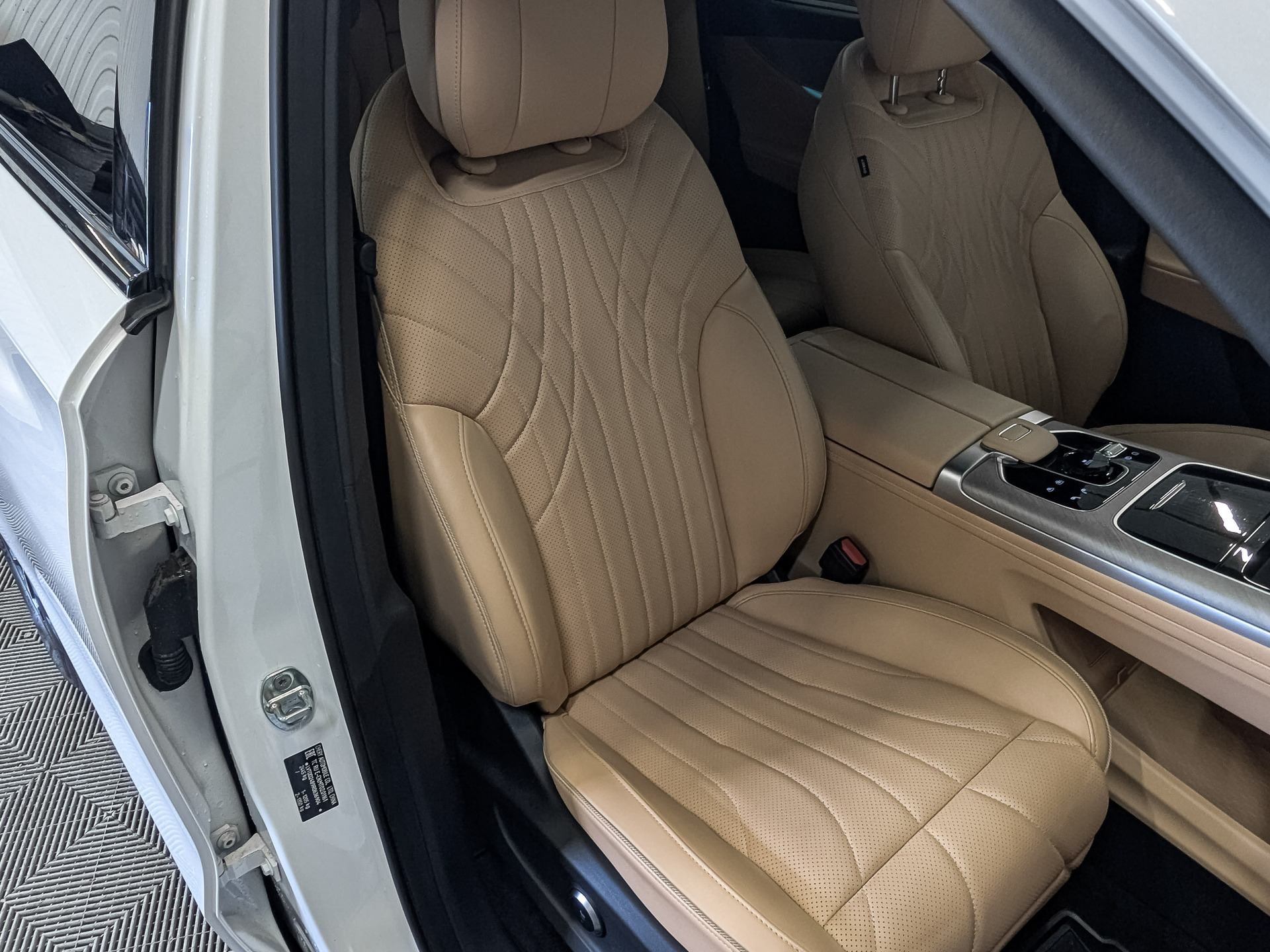 JAECOO J8 2.00 (249 л.с), автомат, 2024, пробег 35 836 км