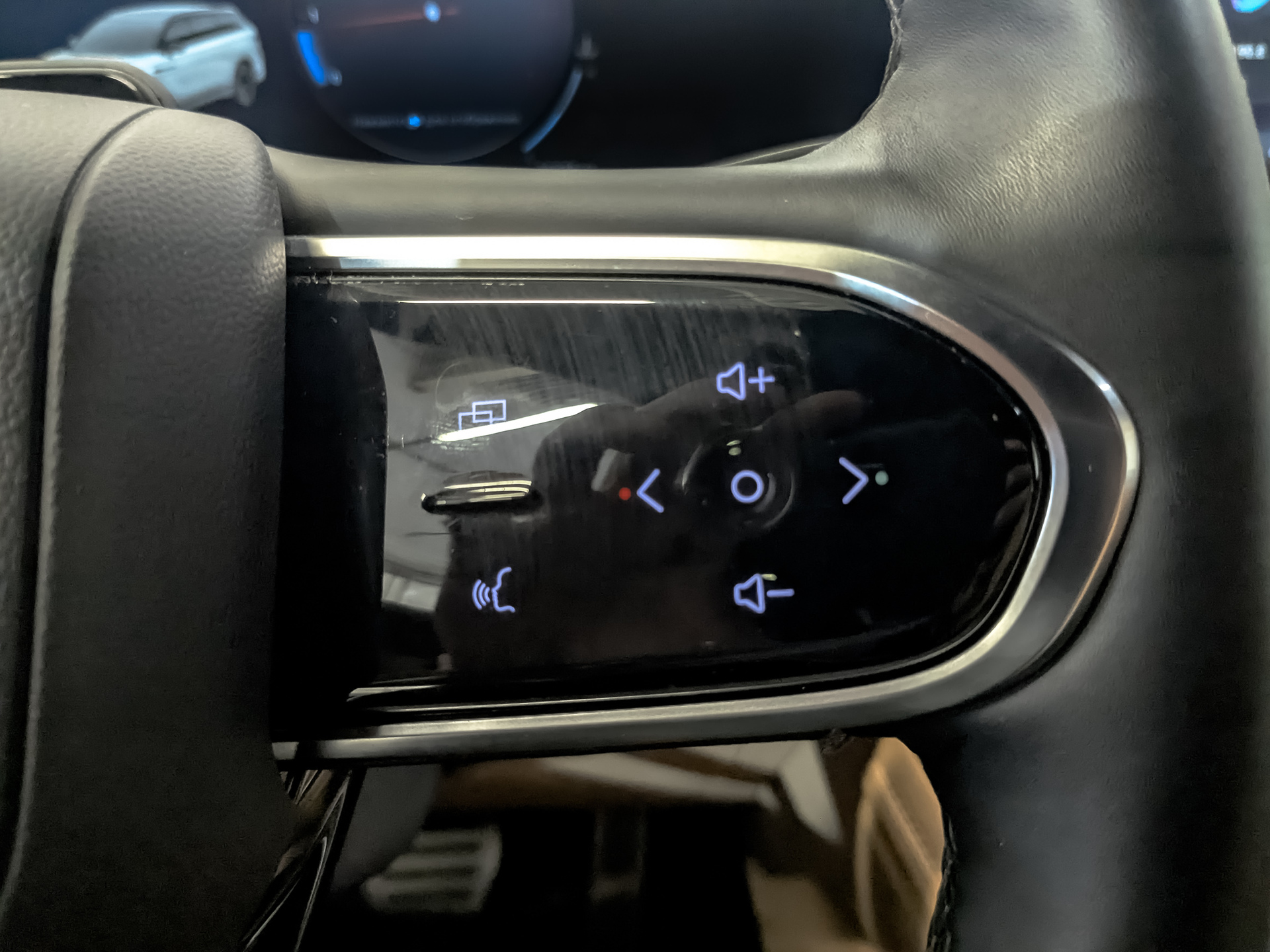 JAECOO J8 2.00 (249 л.с), автомат, 2024, пробег 35 836 км