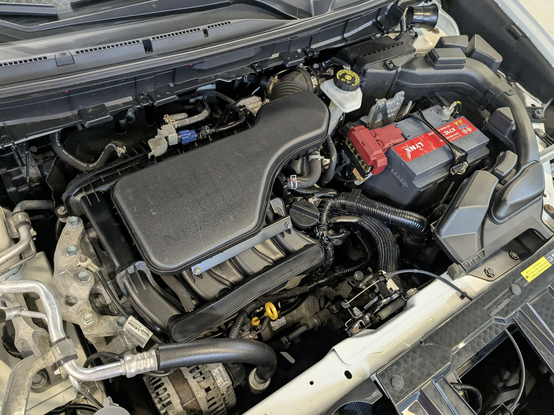 NISSAN X-Trail 2.00 (144 л.с), автомат, 2019, пробег 94 400 км