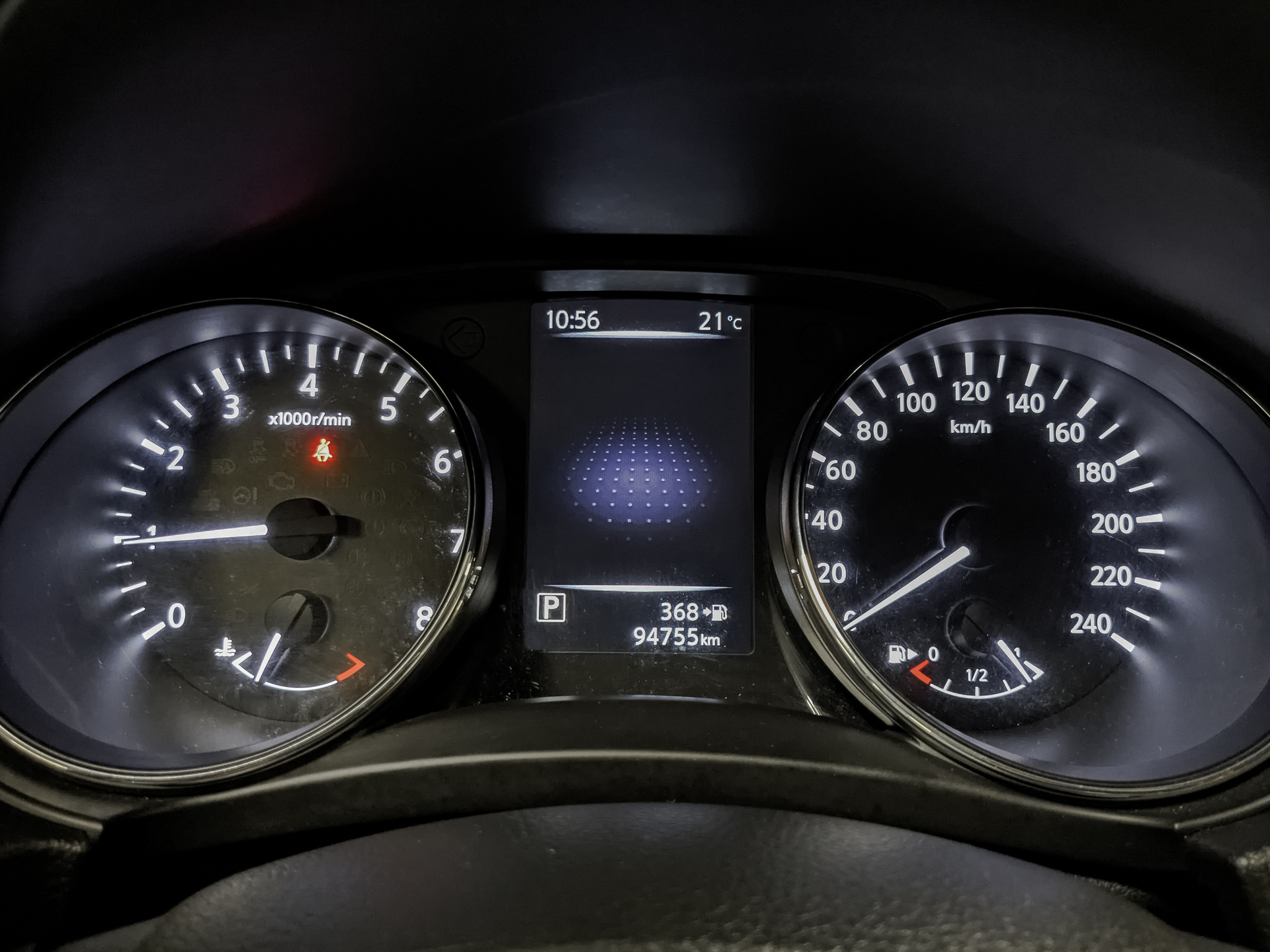 NISSAN X-Trail 2.00 (144 л.с), автомат, 2019, пробег 94 400 км