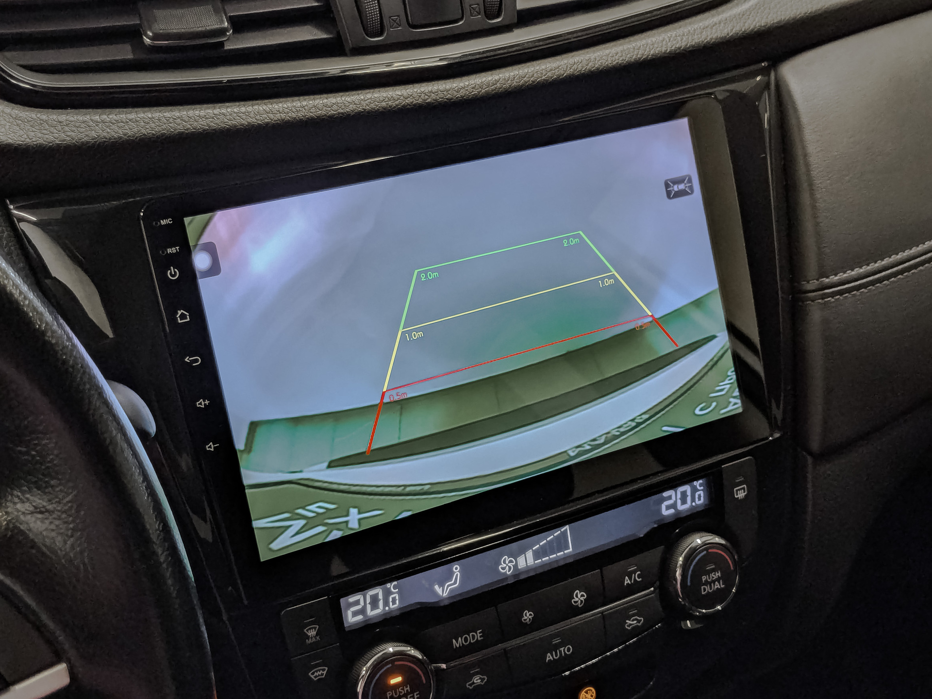 NISSAN X-Trail 2.00 (144 л.с), автомат, 2019, пробег 94 400 км