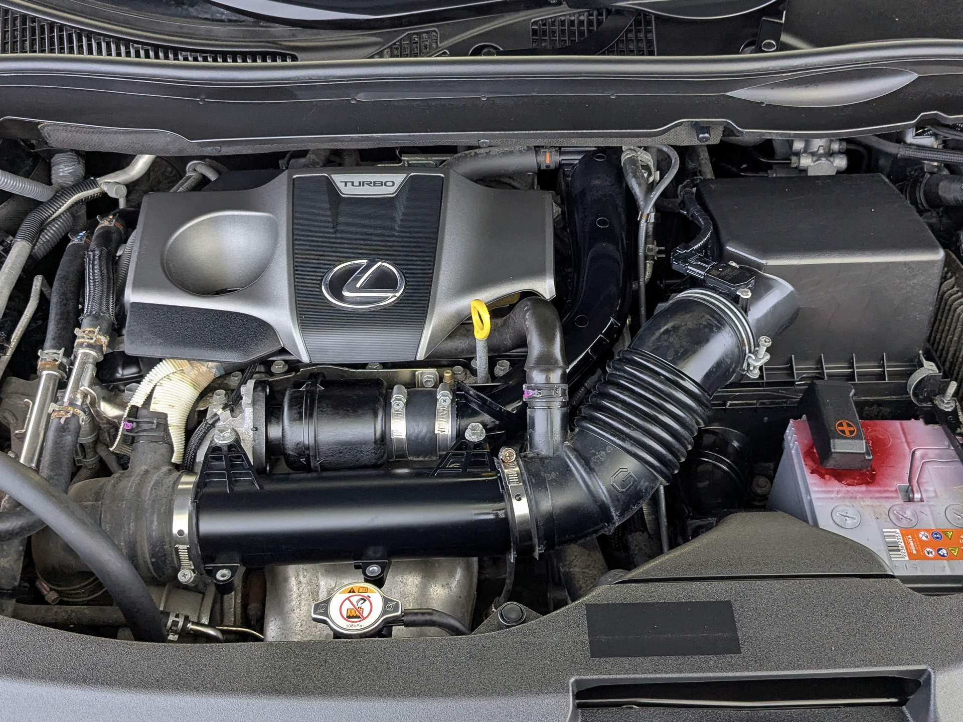 LEXUS RX 2.00 (238 л.с), автомат, 2019, пробег 87 750 км