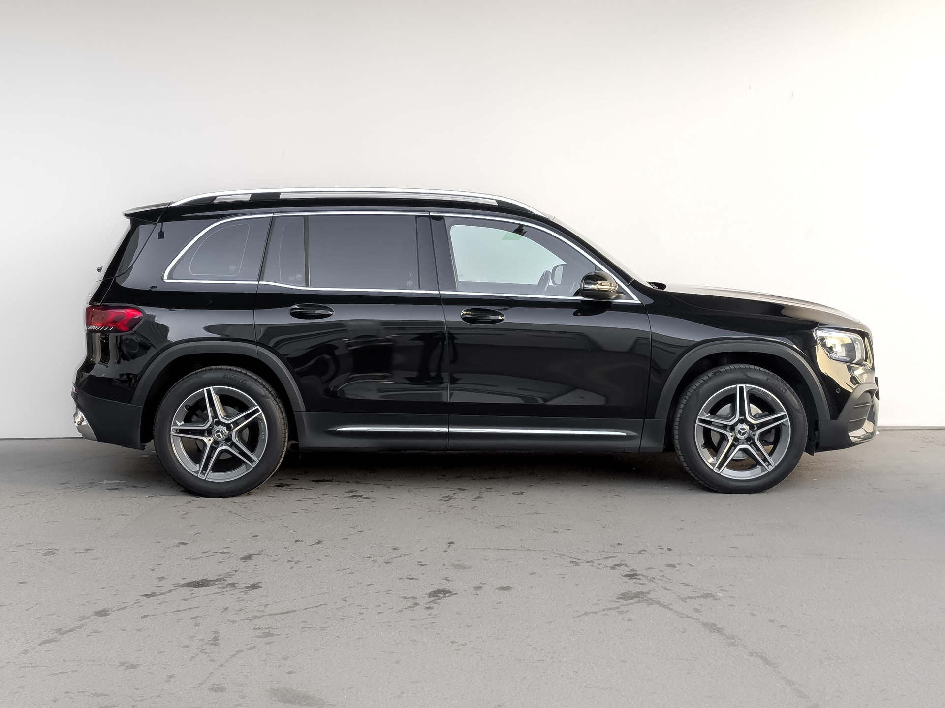 MERCEDES-BENZ GLB 1.30 (150 л.с), автомат, 2021, пробег 64 051 км