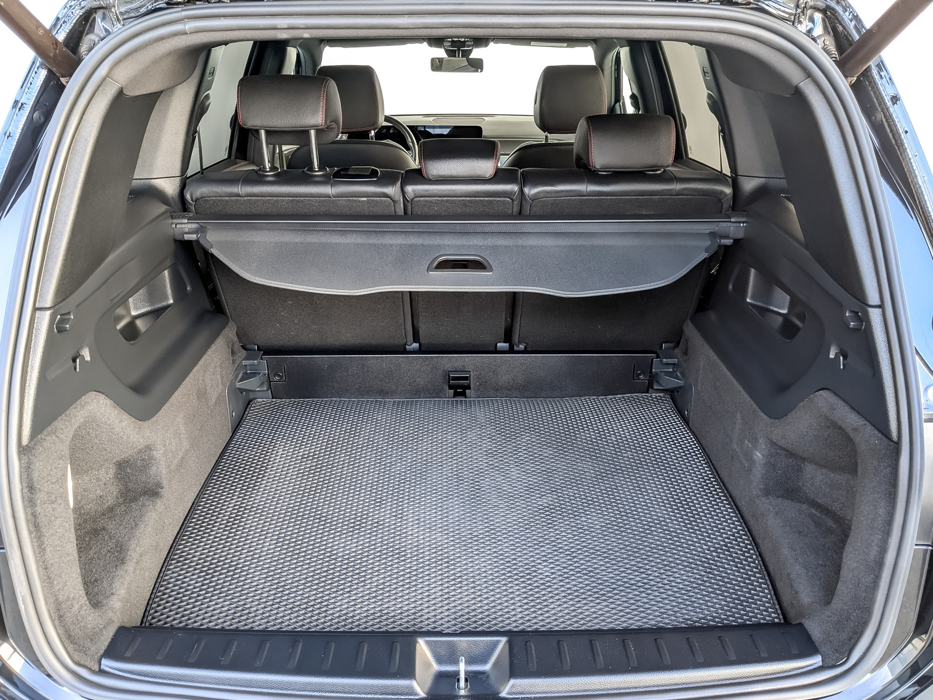 MERCEDES-BENZ GLB 1.30 (150 л.с), автомат, 2021, пробег 64 051 км