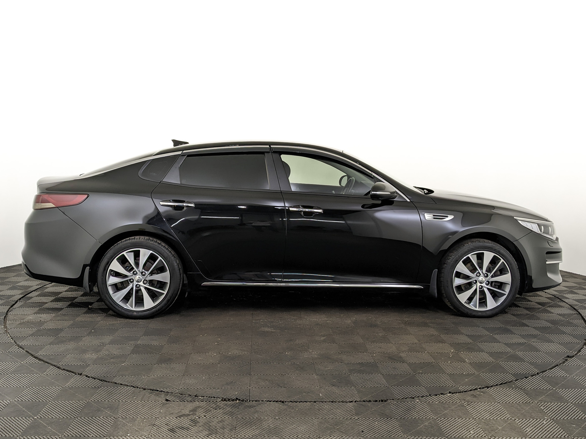 KIA Optima 2.40 (188 л.с), автомат, 2018, пробег 128 300 км