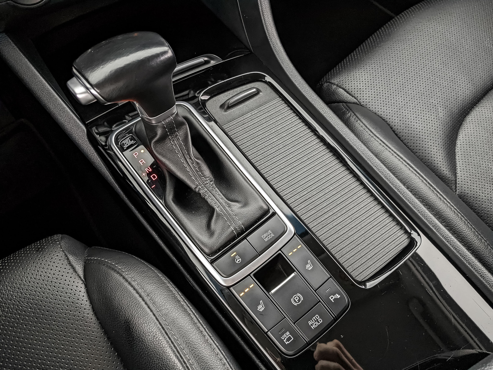 KIA Optima 2.40 (188 л.с), автомат, 2018, пробег 128 300 км