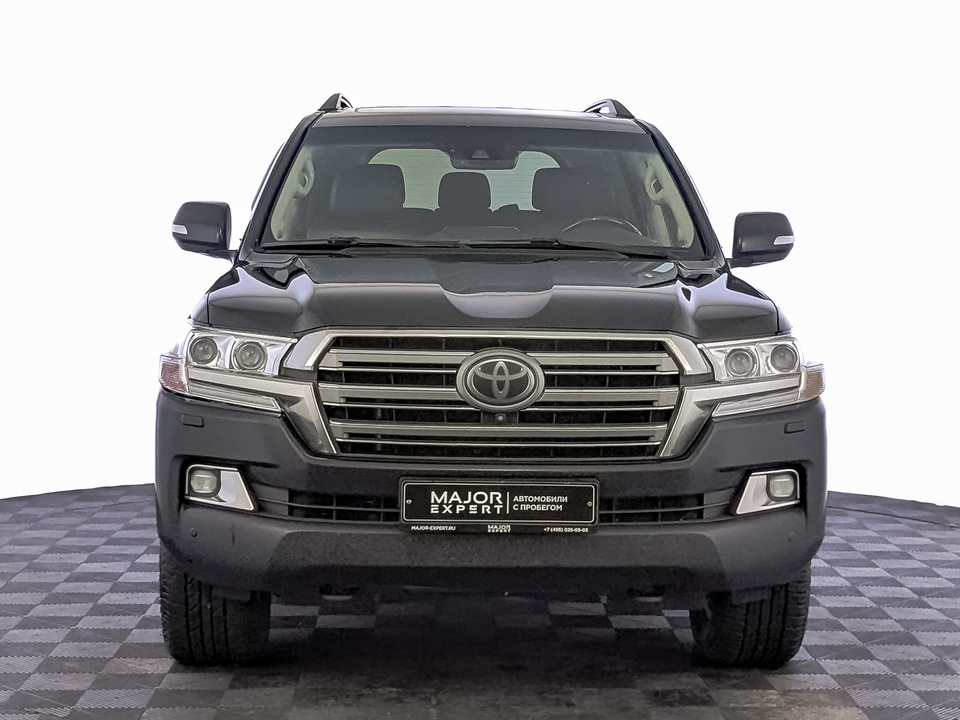 Toyota Land Cruiser 200