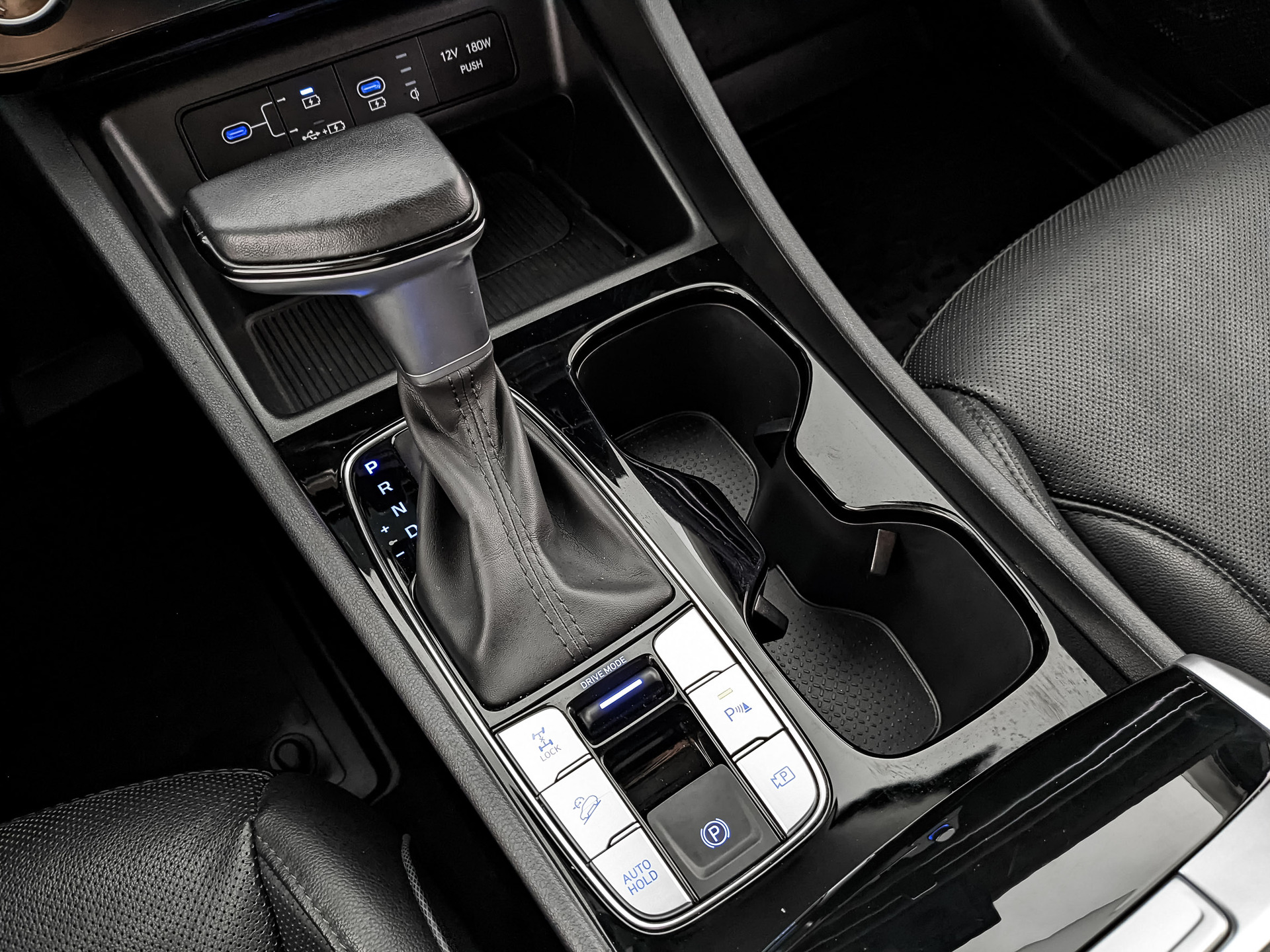 HYUNDAI Tucson 2.00 (149 л.с), автомат, 2025, пробег 69 002 км