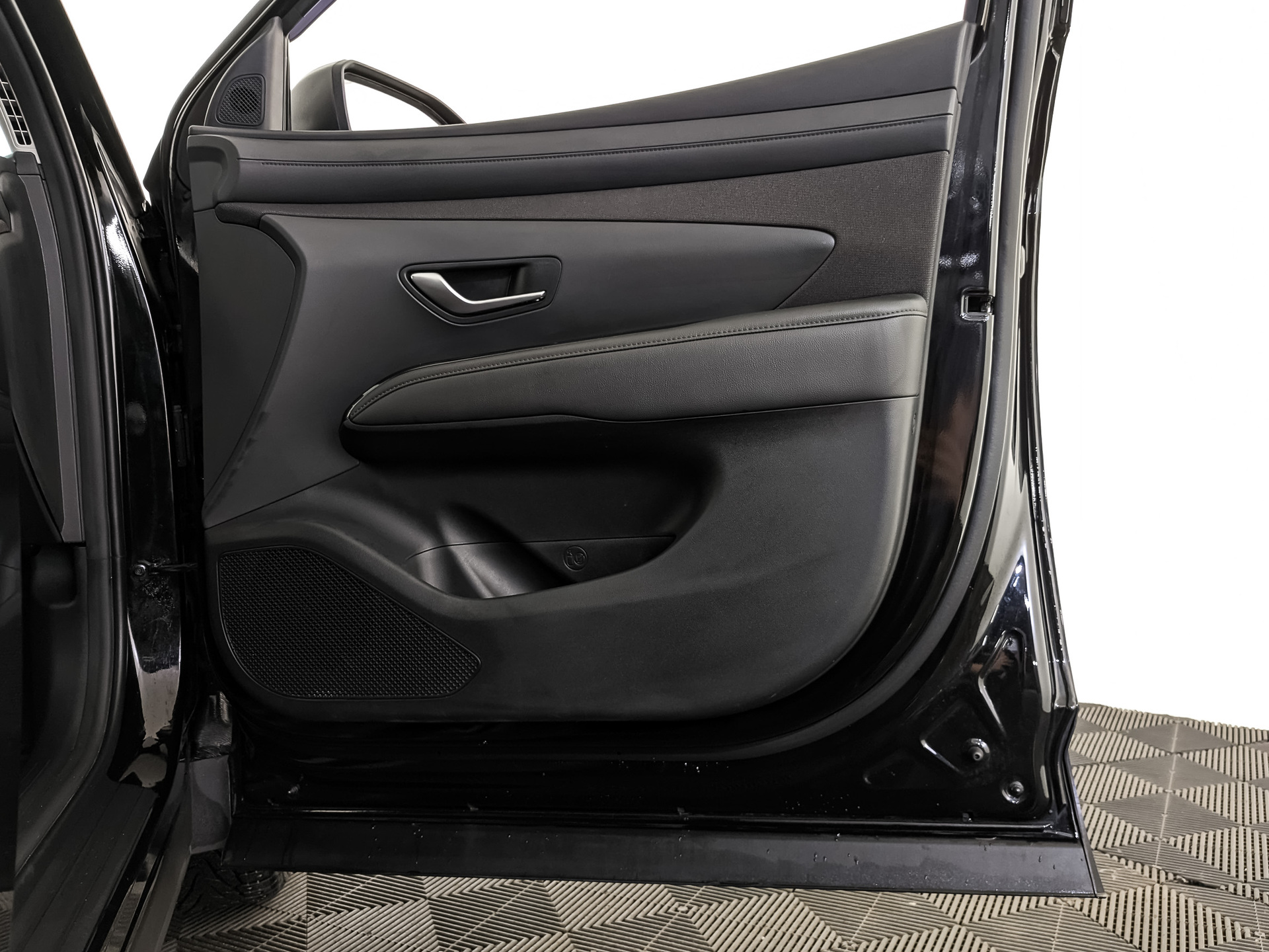 HYUNDAI Tucson 2.00 (149 л.с), автомат, 2025, пробег 69 002 км