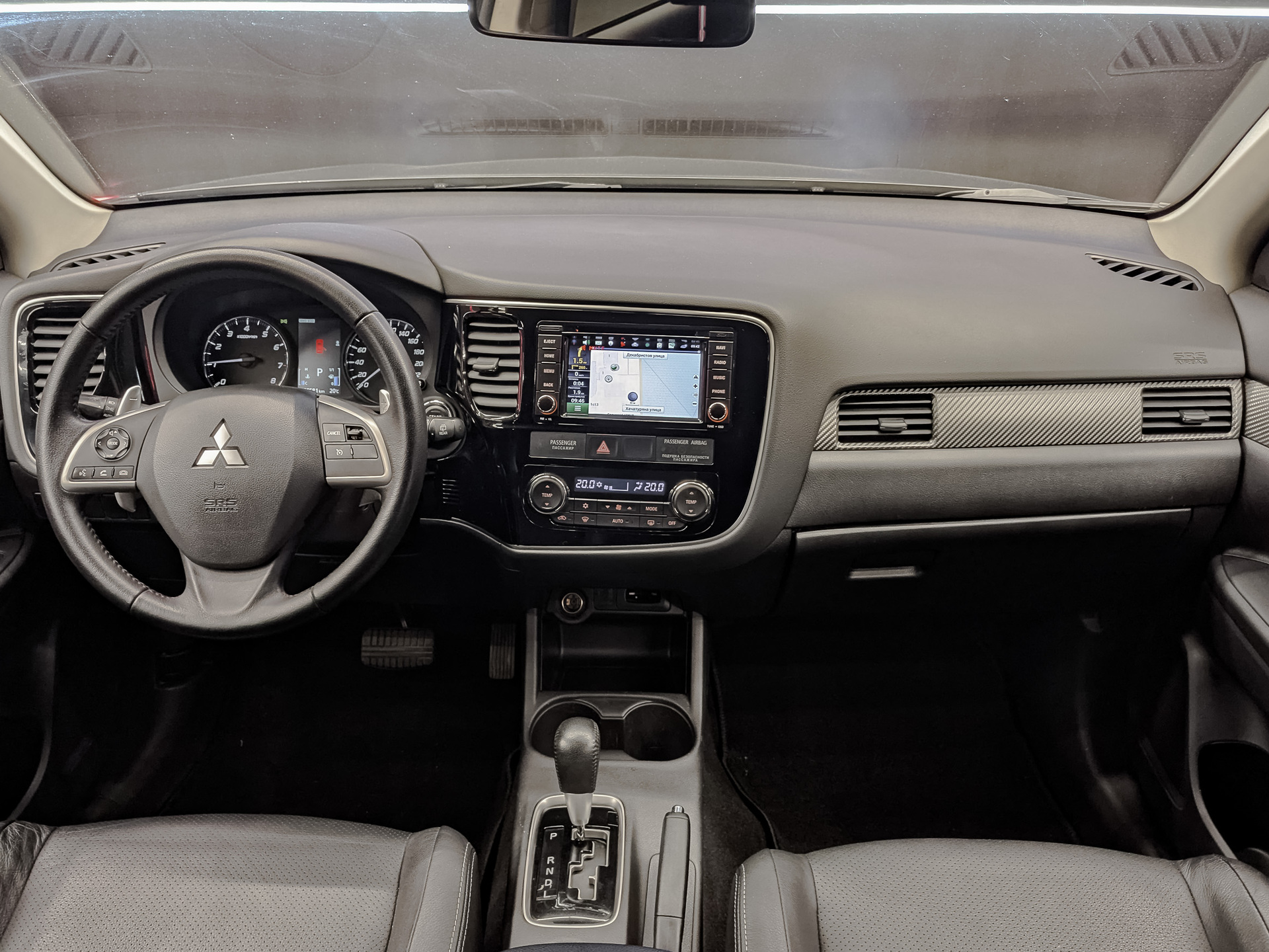 MITSUBISHI Outlander 2.40 (167 л.с), автомат, 2013, пробег 76 575 км