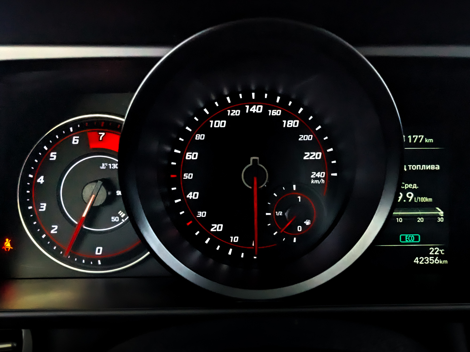 HYUNDAI Elantra 1.60 (128 л.с), автомат, 2022, пробег 42 343 км