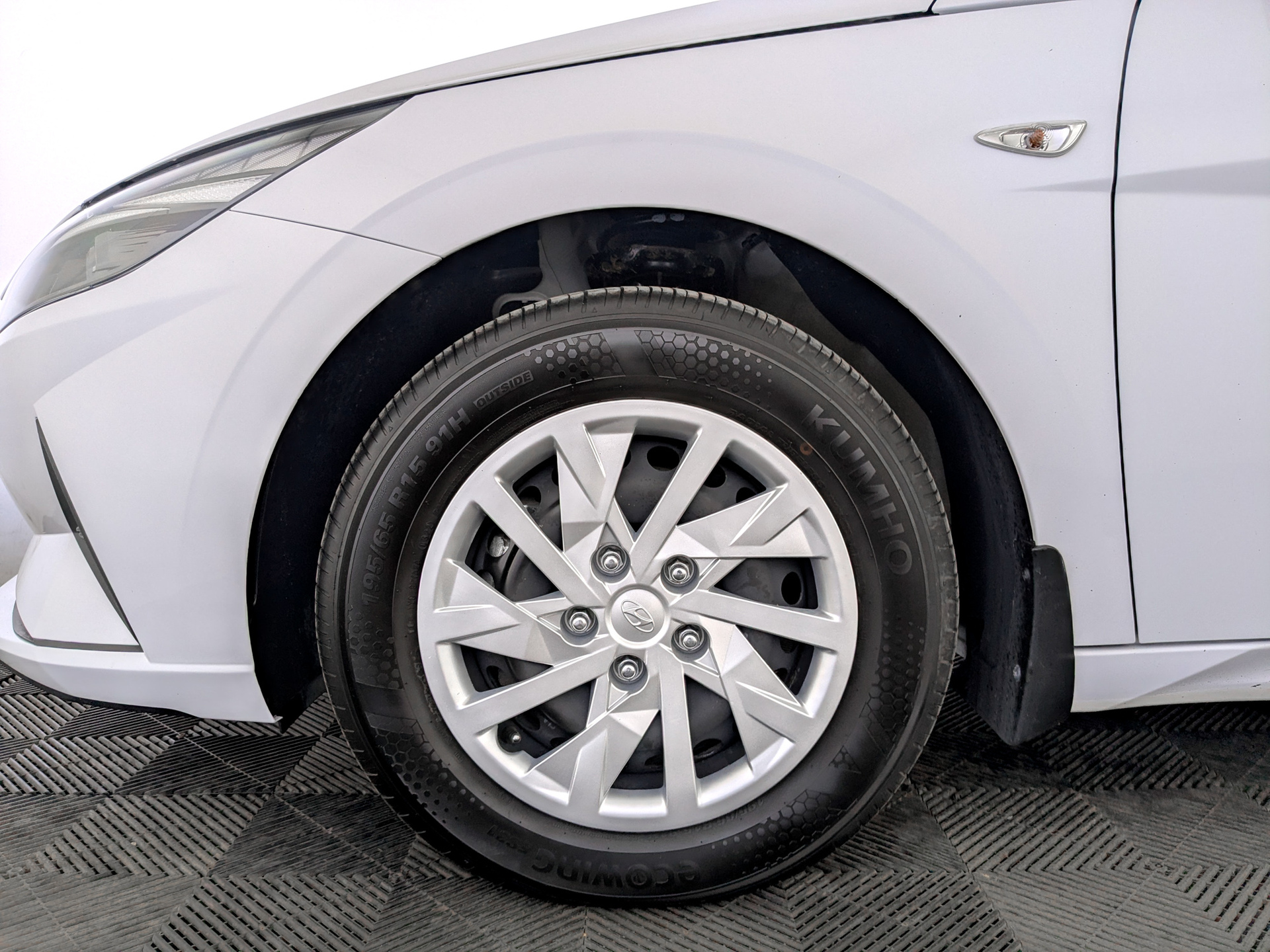 HYUNDAI Elantra 1.60 (128 л.с), автомат, 2022, пробег 42 343 км