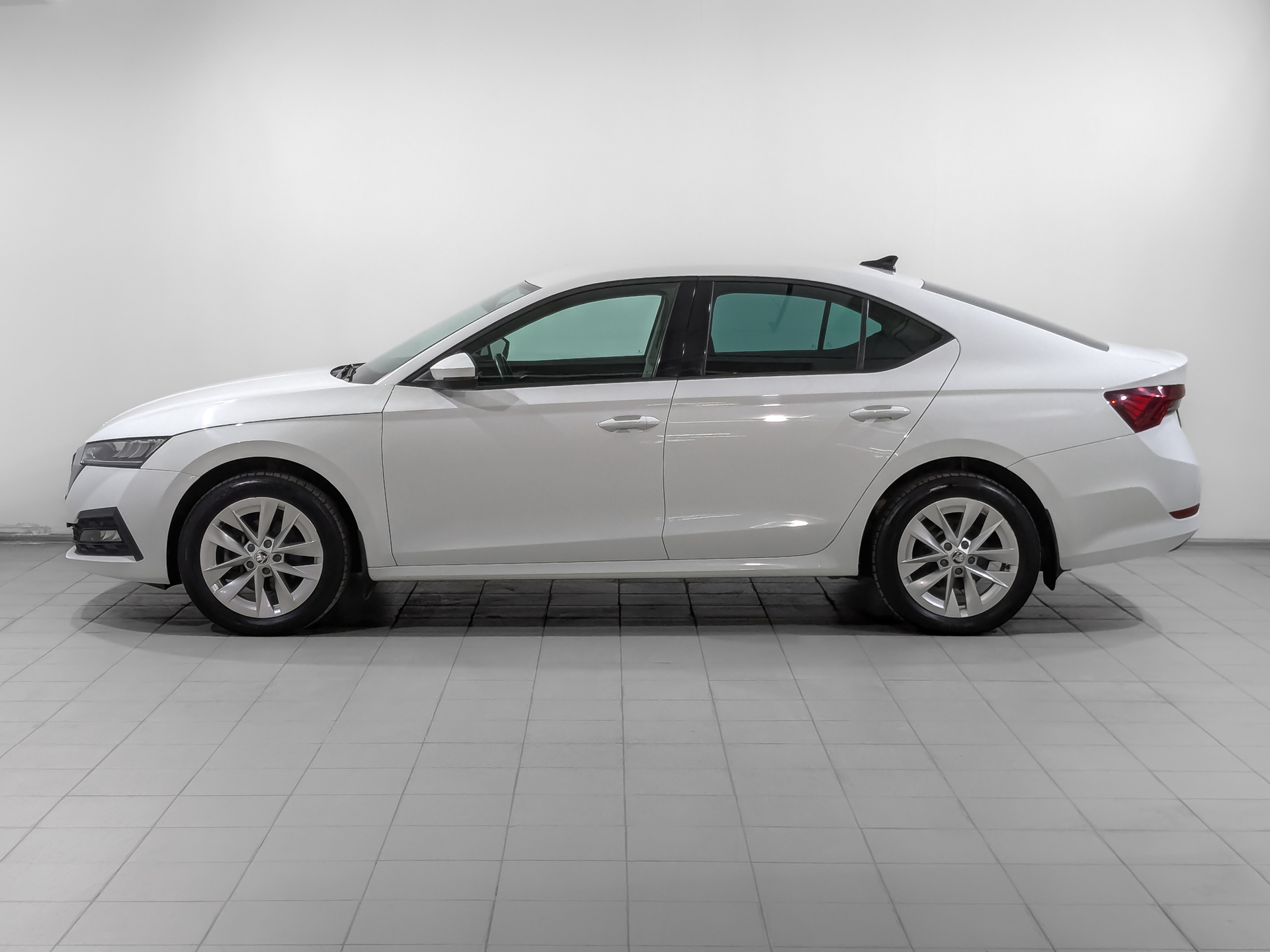 SKODA Octavia 1.40 (150 л.с), автомат, 2020, пробег 102 374 км