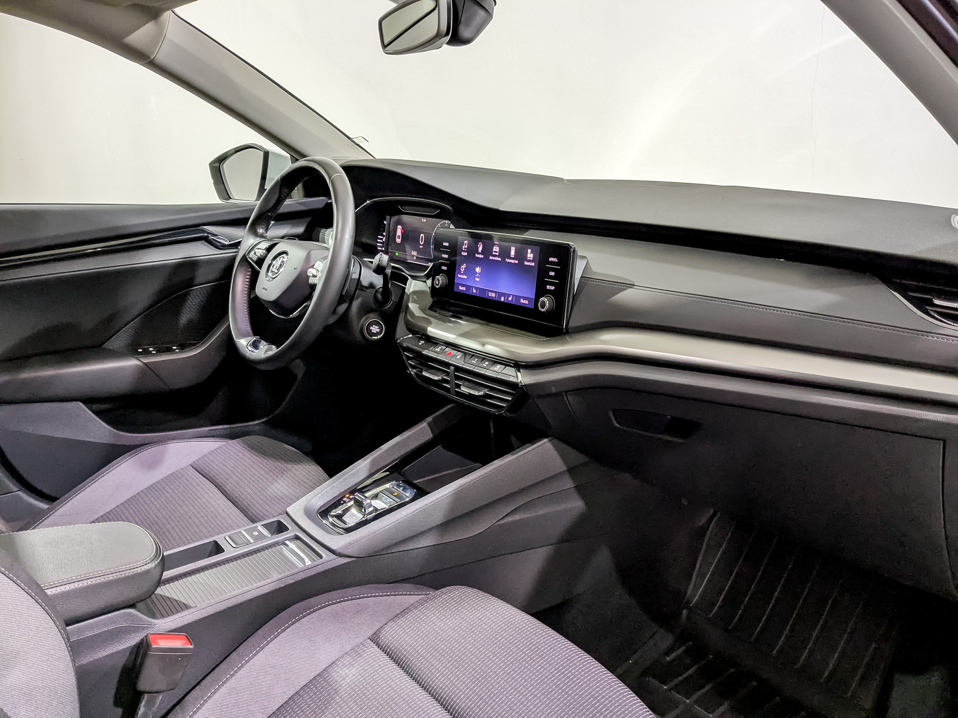 SKODA Octavia 1.40 (150 л.с), автомат, 2020, пробег 102 374 км