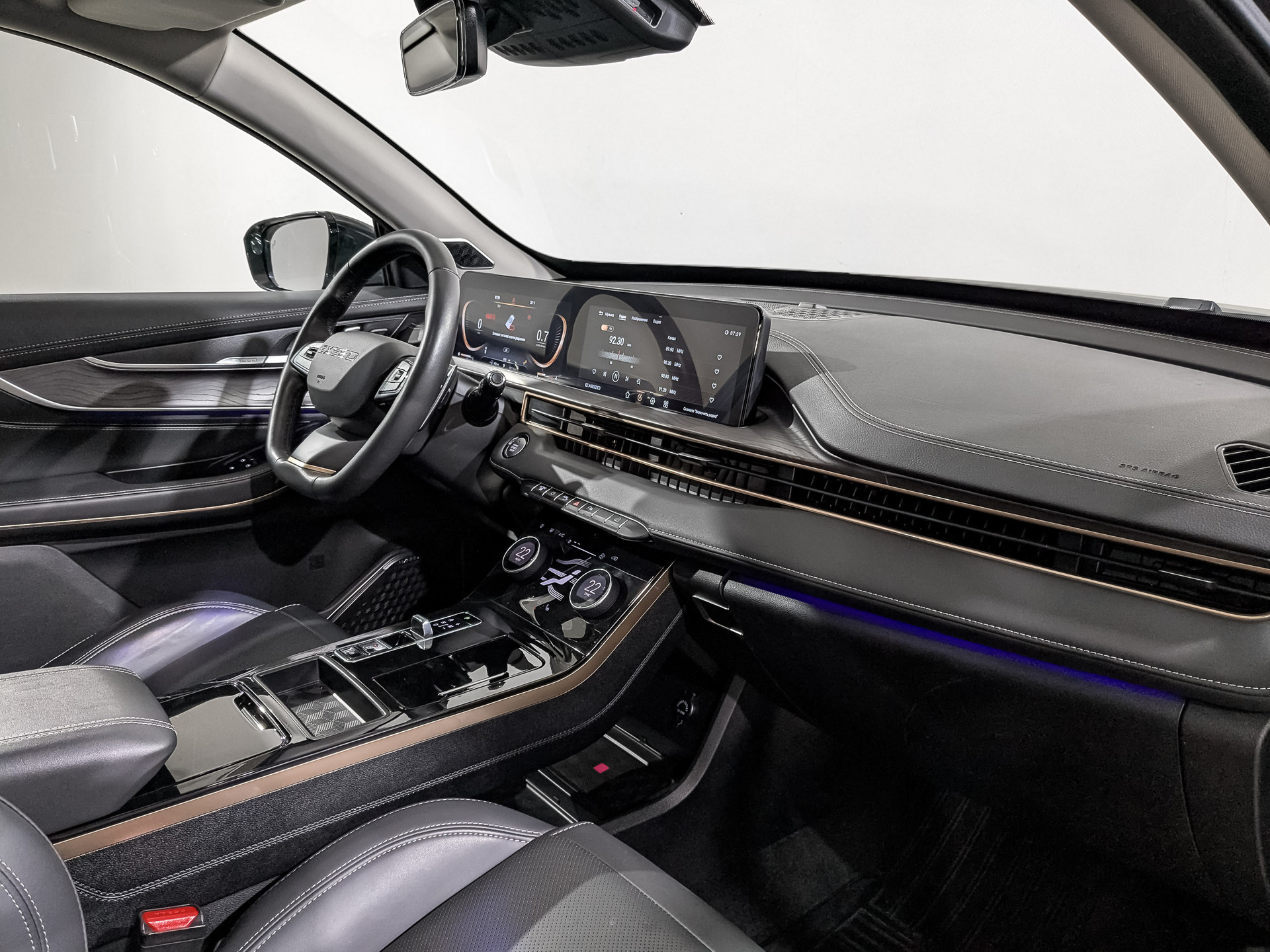 EXEED LX 1.50 (147 л.с), автомат, 2022, пробег 44 112 км