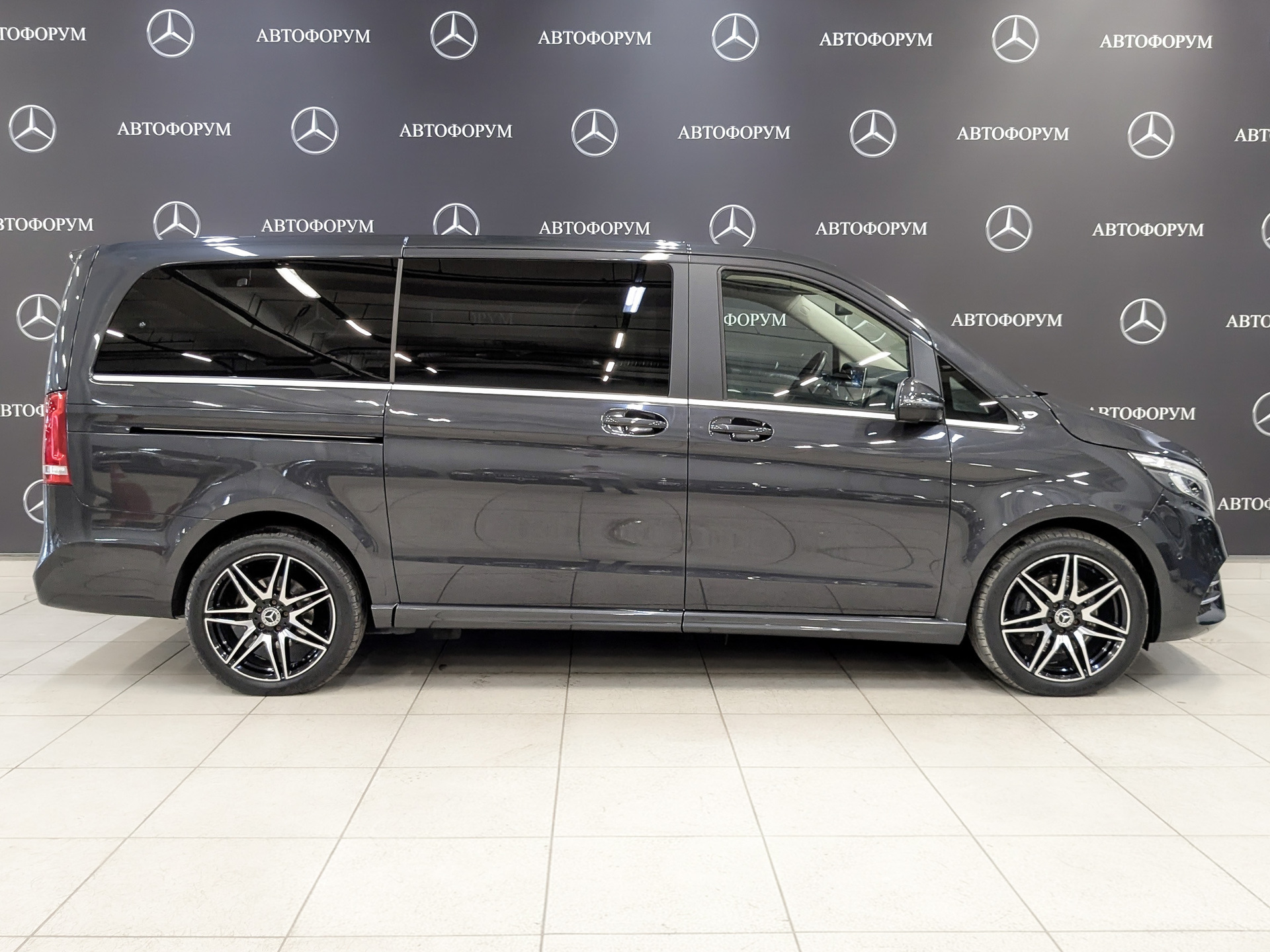 MERCEDES-BENZ V-Класс 1.90 (237 л.с), автомат, 2022, пробег 92 109 км