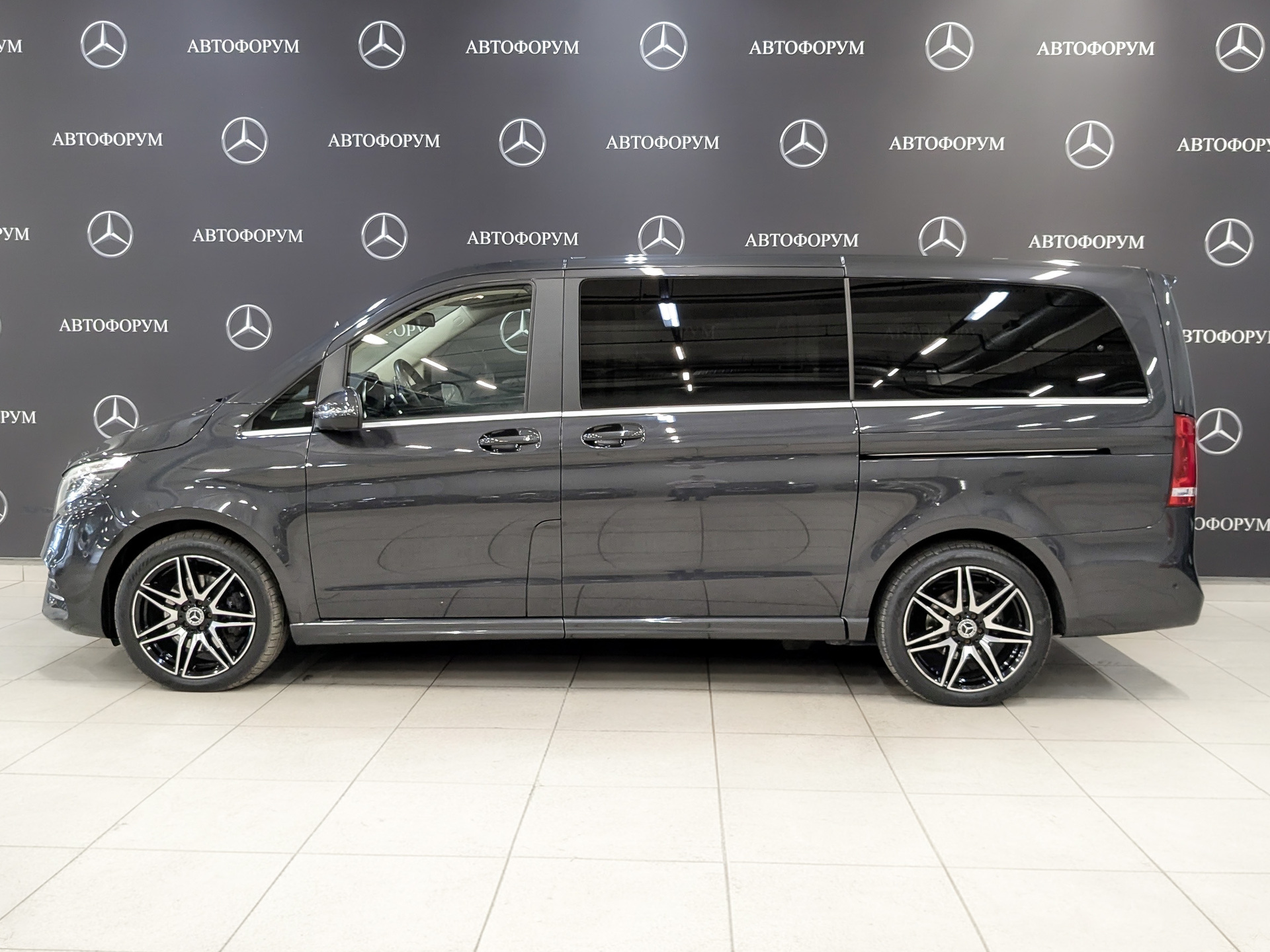 MERCEDES-BENZ V-Класс 1.90 (237 л.с), автомат, 2022, пробег 92 109 км