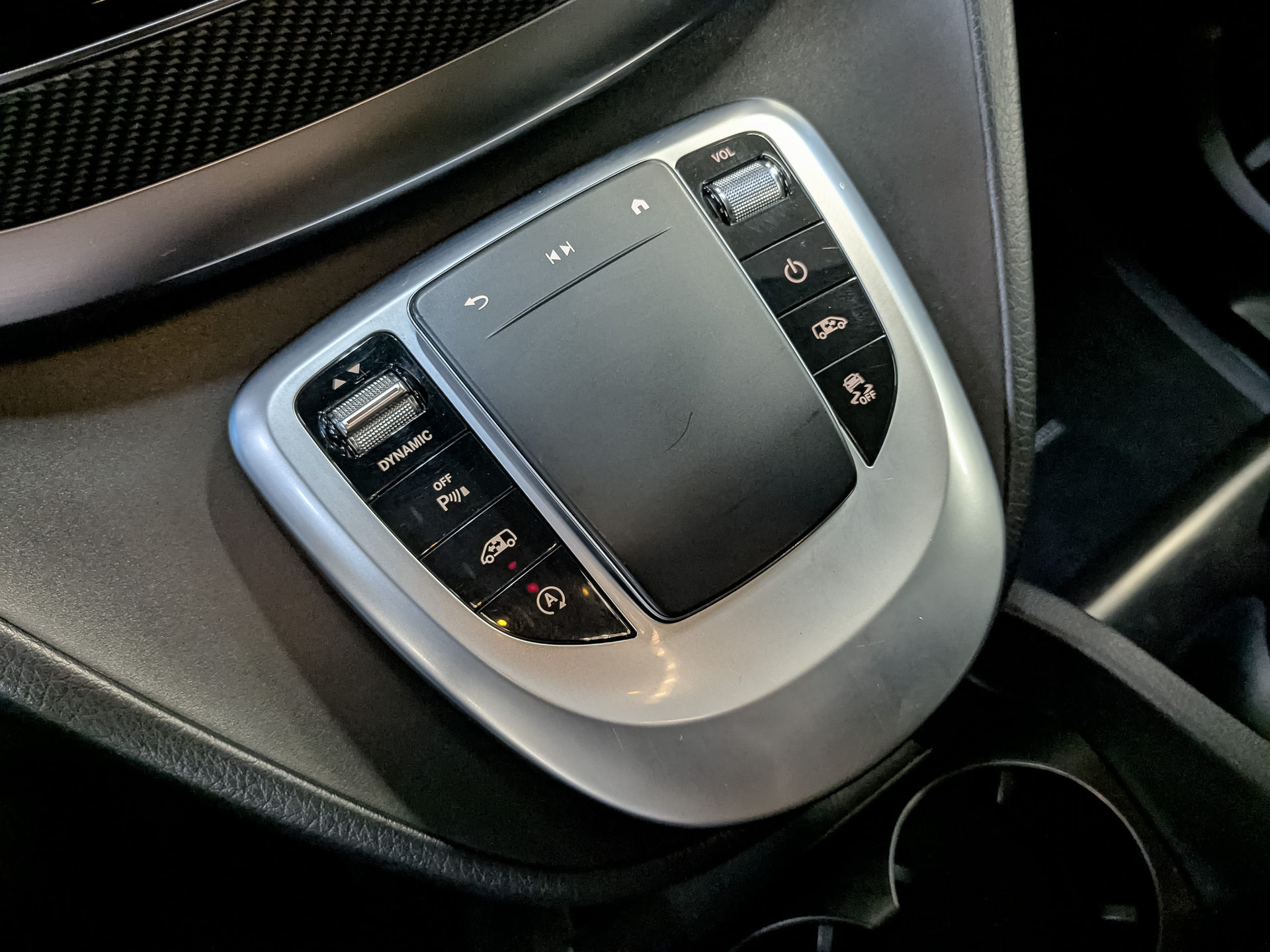 MERCEDES-BENZ V-Класс 1.90 (237 л.с), автомат, 2022, пробег 92 109 км
