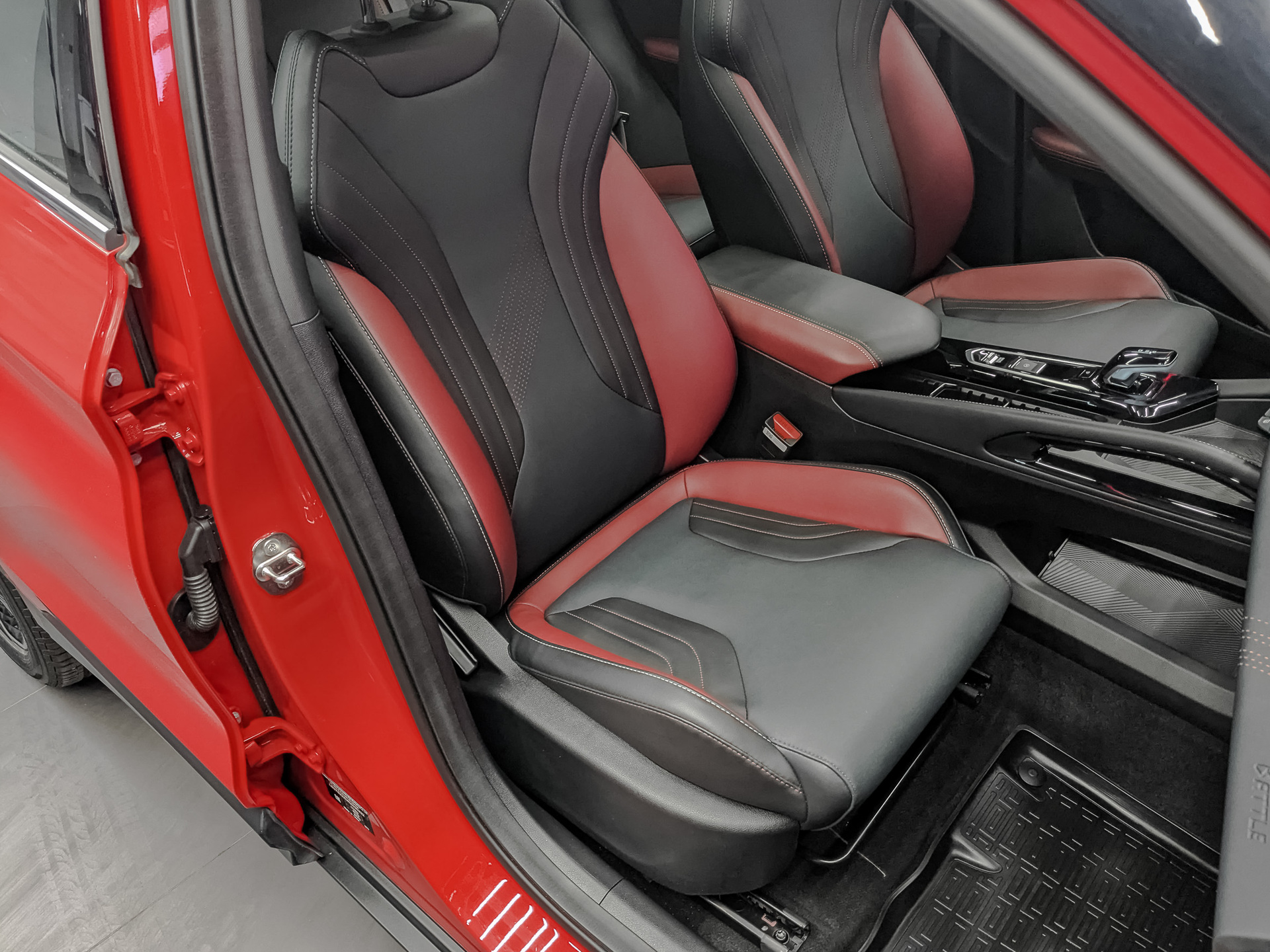 GEELY Coolray 1.50 (147 л.с), автомат, 2024, пробег 19 093 км