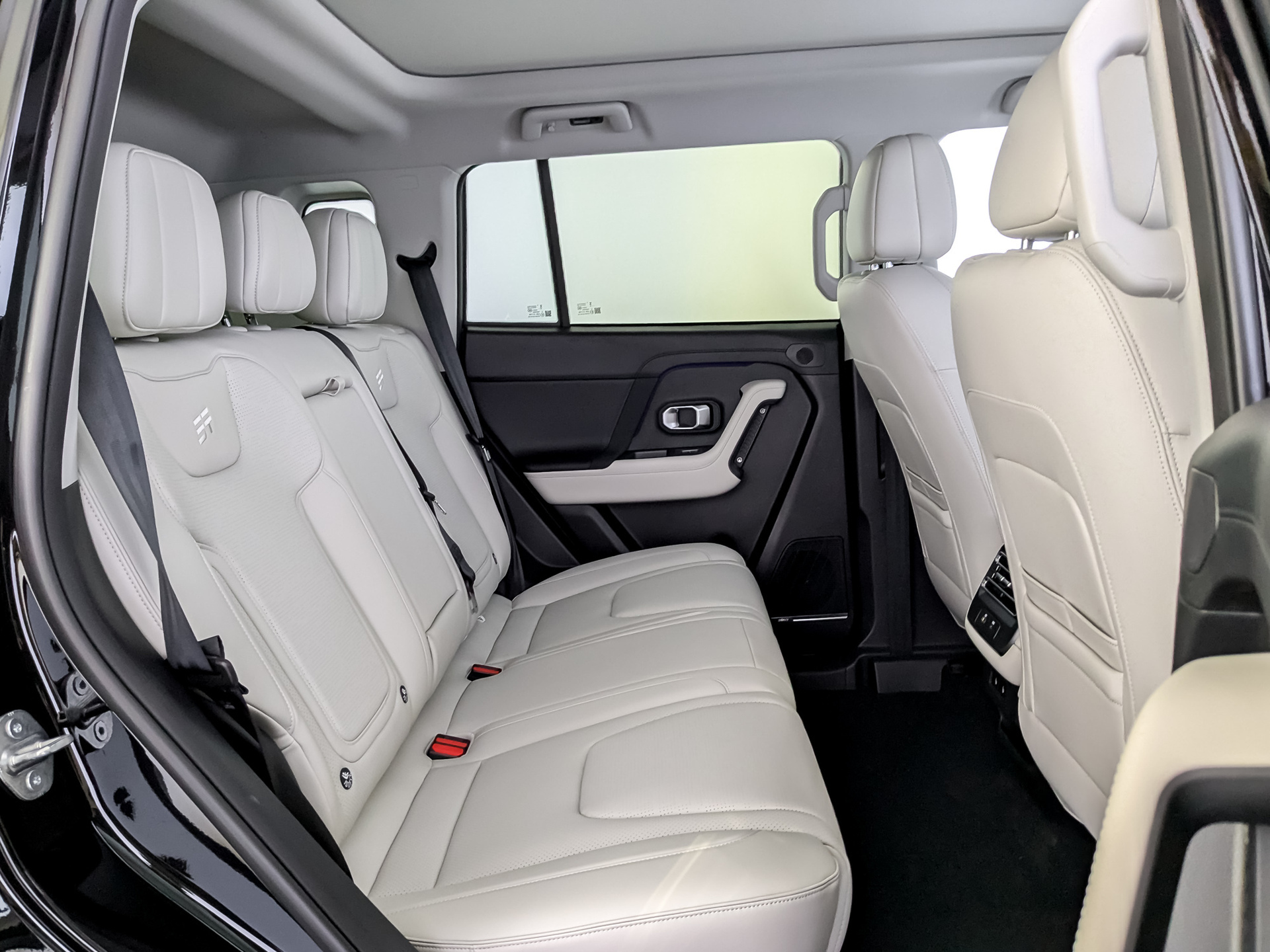 Фото Jetour T1 Премиум (Luxury) 2.0T/245 8AT 4WD