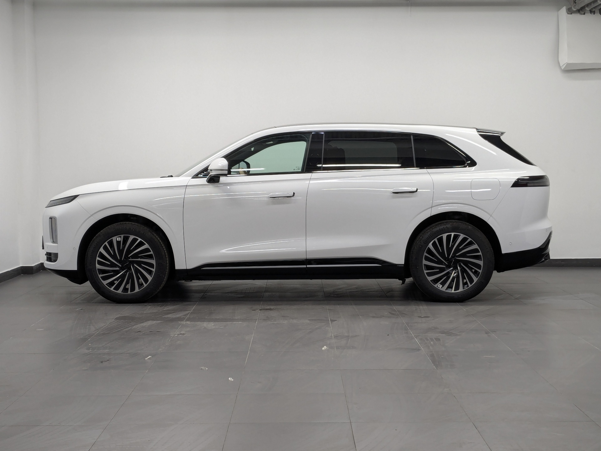 Фото Exlantix ET Top 1.5ELH/190 40кВт 4WD