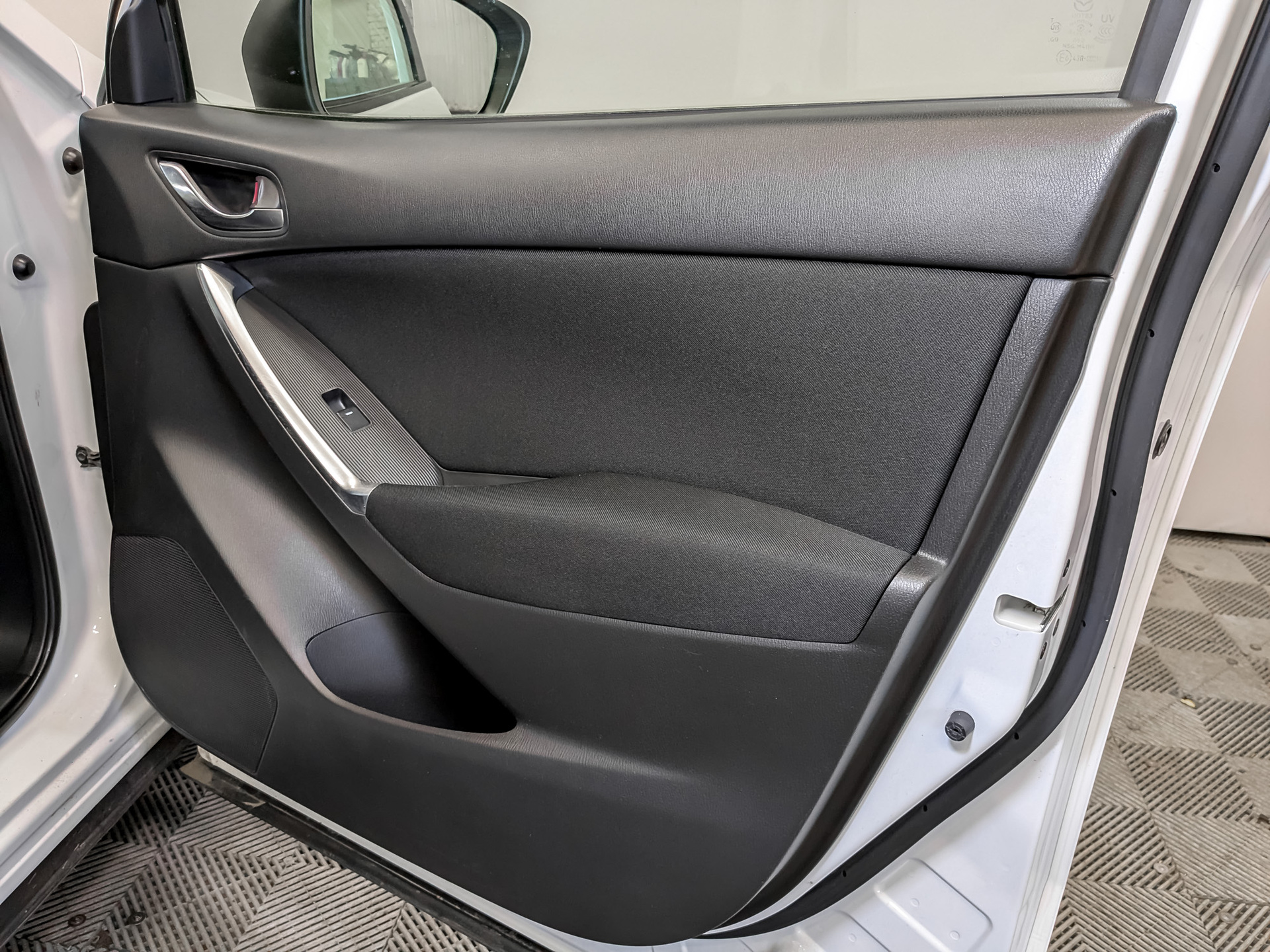 MAZDA CX-5 2.00 (150 л.с), автомат, 2012, пробег 144 895 км