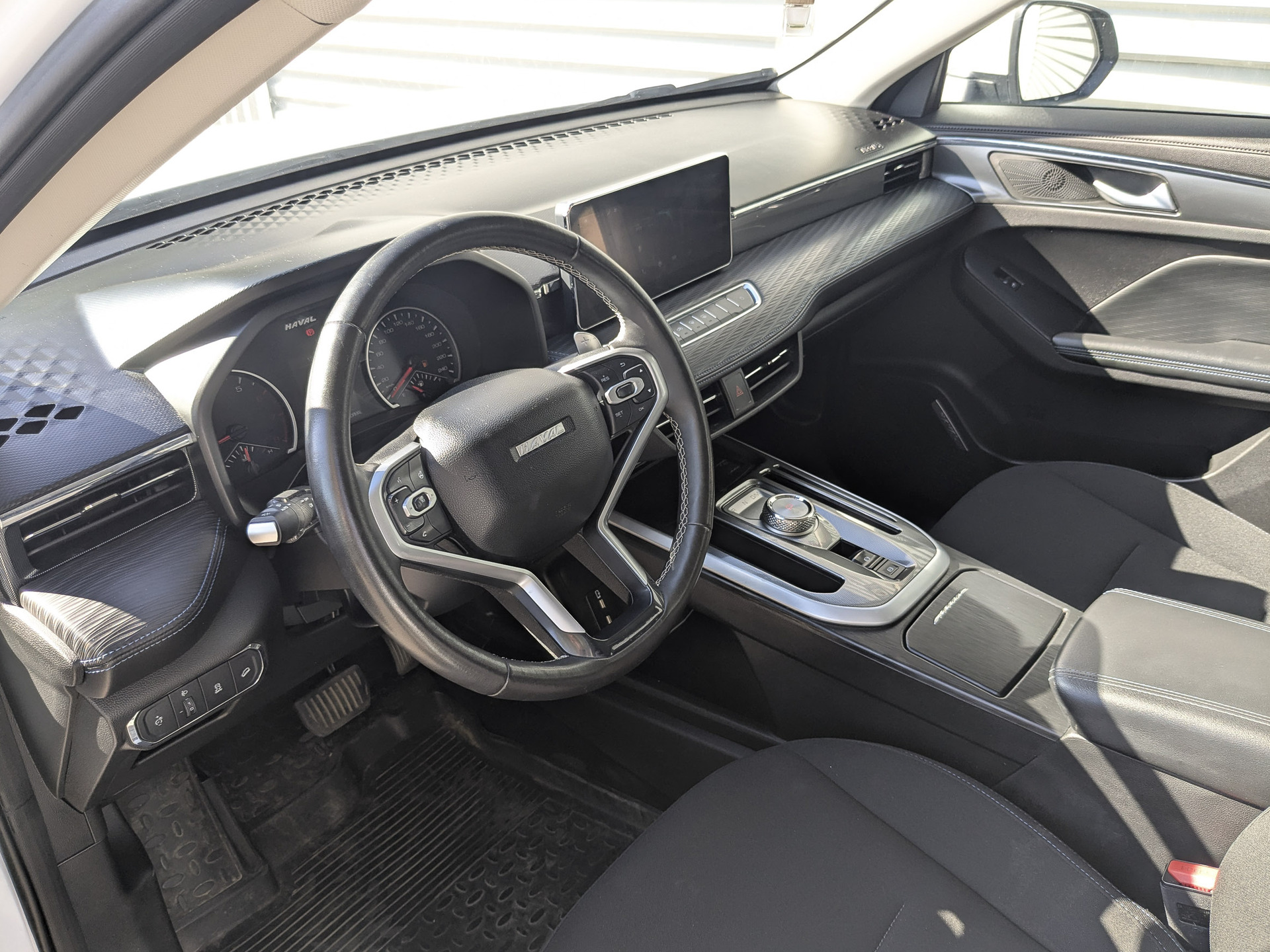 HAVAL Jolion 1.50 (143 л.с), автомат, 2023, пробег 105 900 км