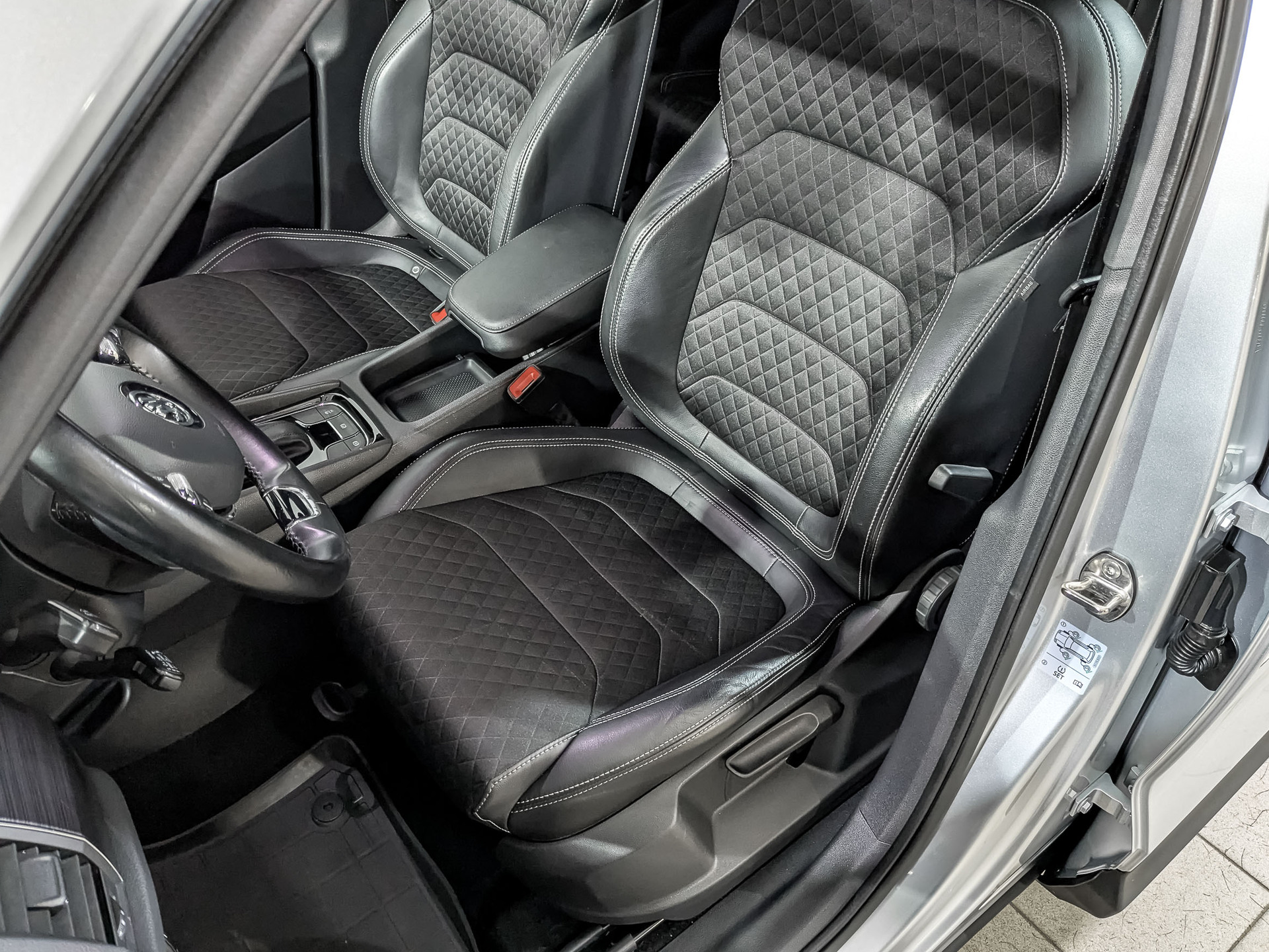 SKODA Kodiaq 1.40 (150 л.с), автомат, 2021, пробег 65 434 км