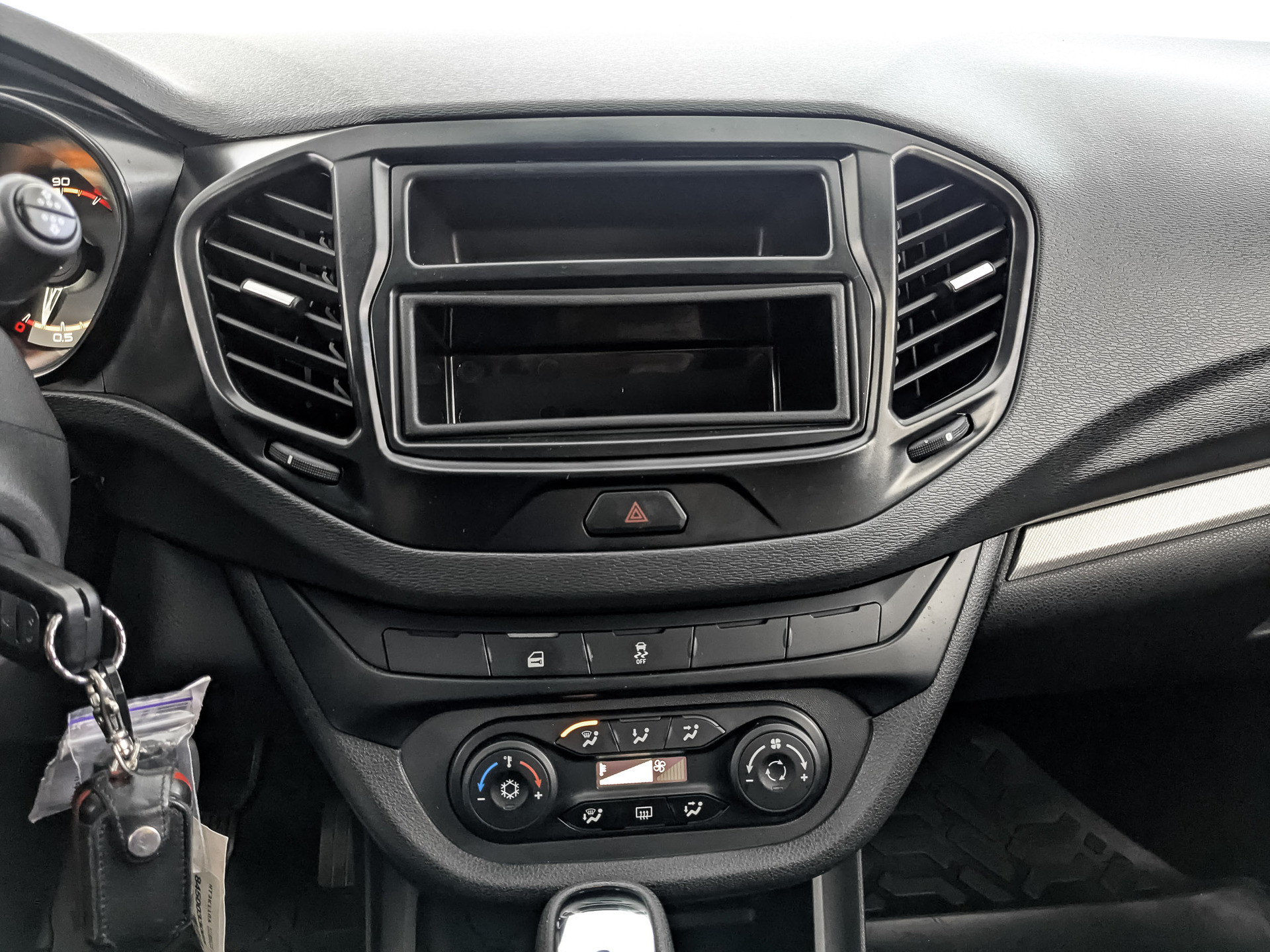 LADA Vesta 1.60 (113 л.с), автомат, 2021, пробег 41 533 км