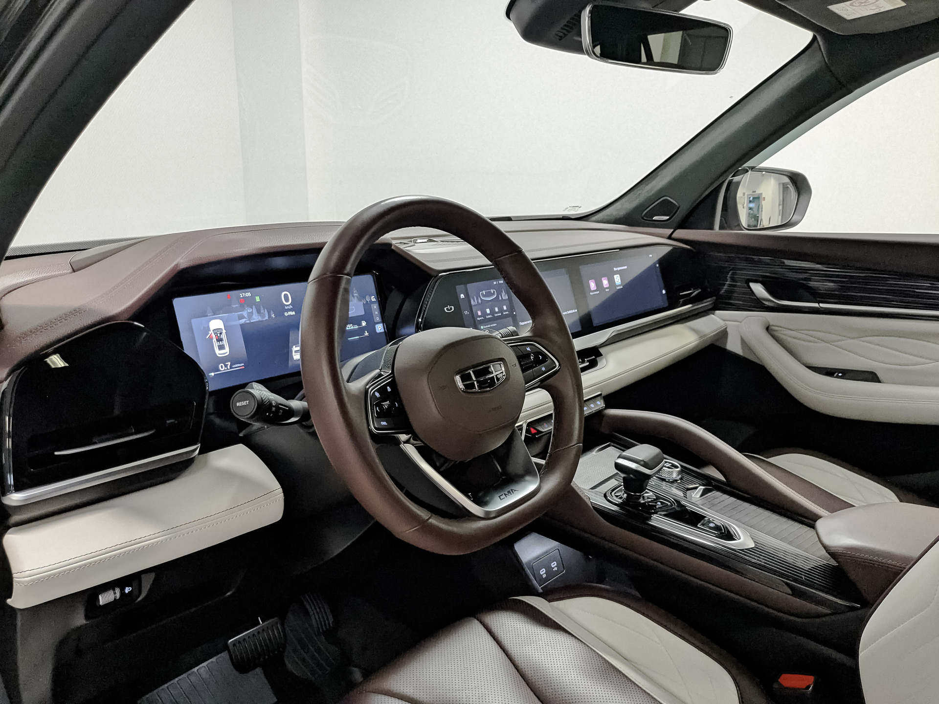 GEELY Monjaro 2.00 (238 л.с), автомат, 2023, пробег 37 140 км