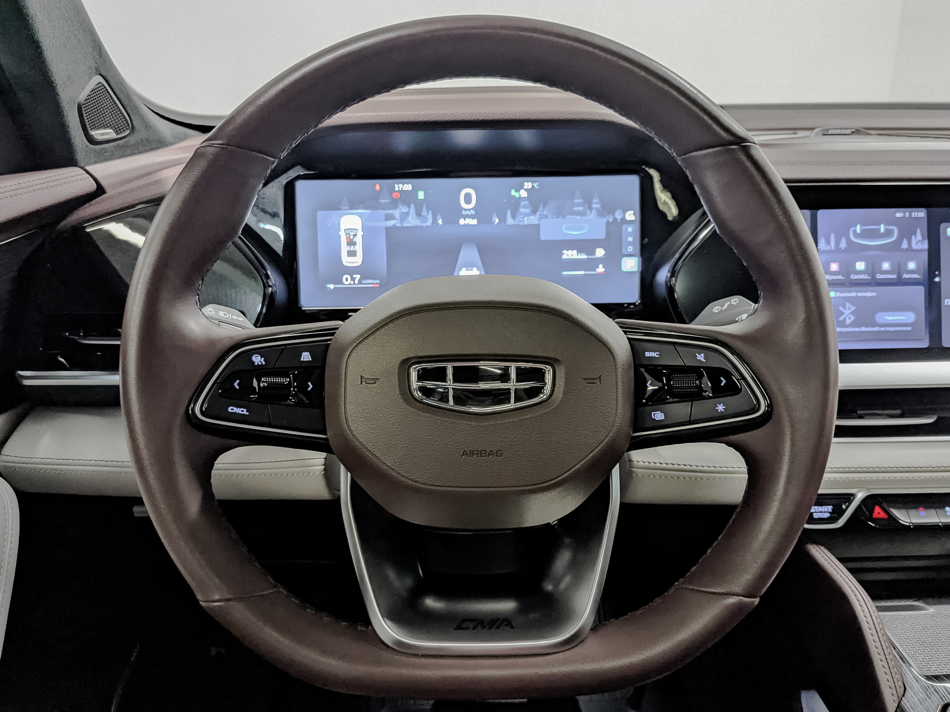 GEELY Monjaro 2.00 (238 л.с), автомат, 2023, пробег 37 140 км