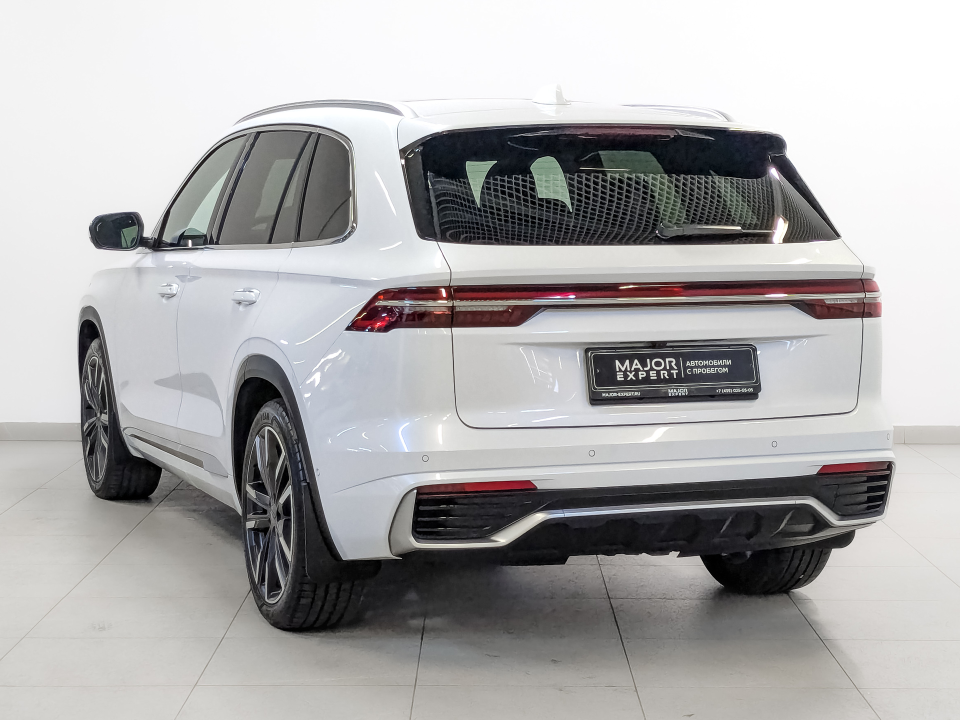 GEELY Monjaro 2.00 (238 л.с), автомат, 2024, пробег 20 359 км