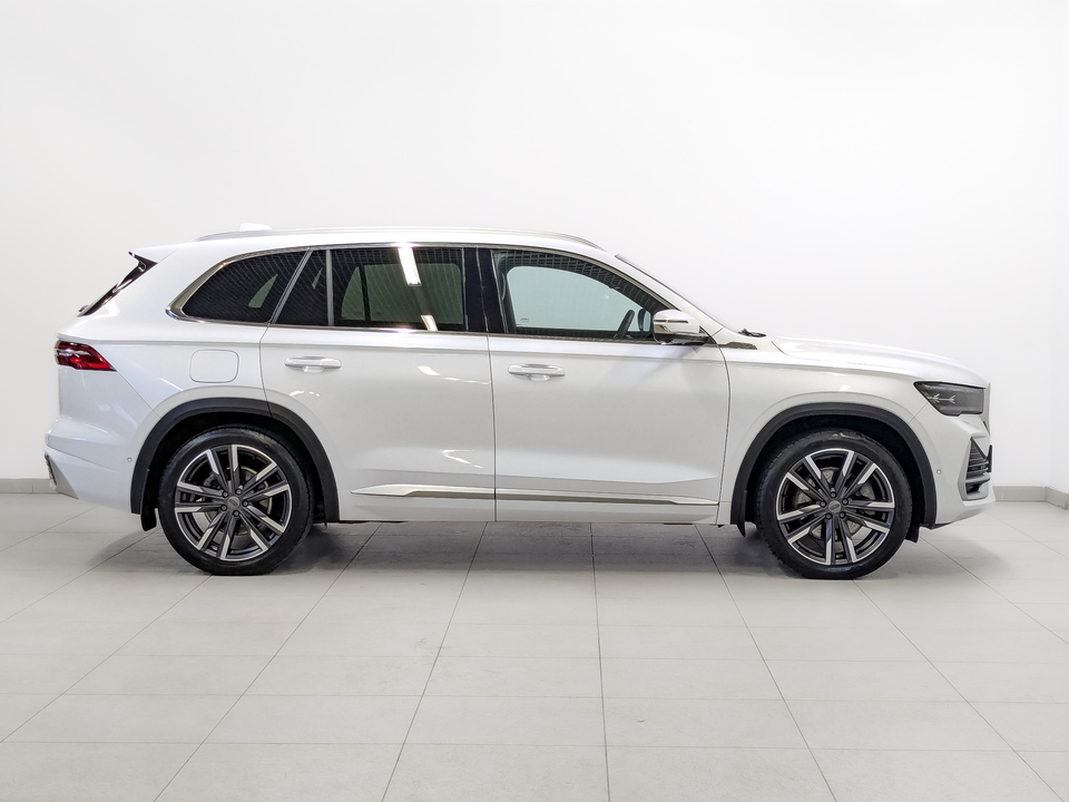 Фото Geely Monjaro с пробегом 20 359 км