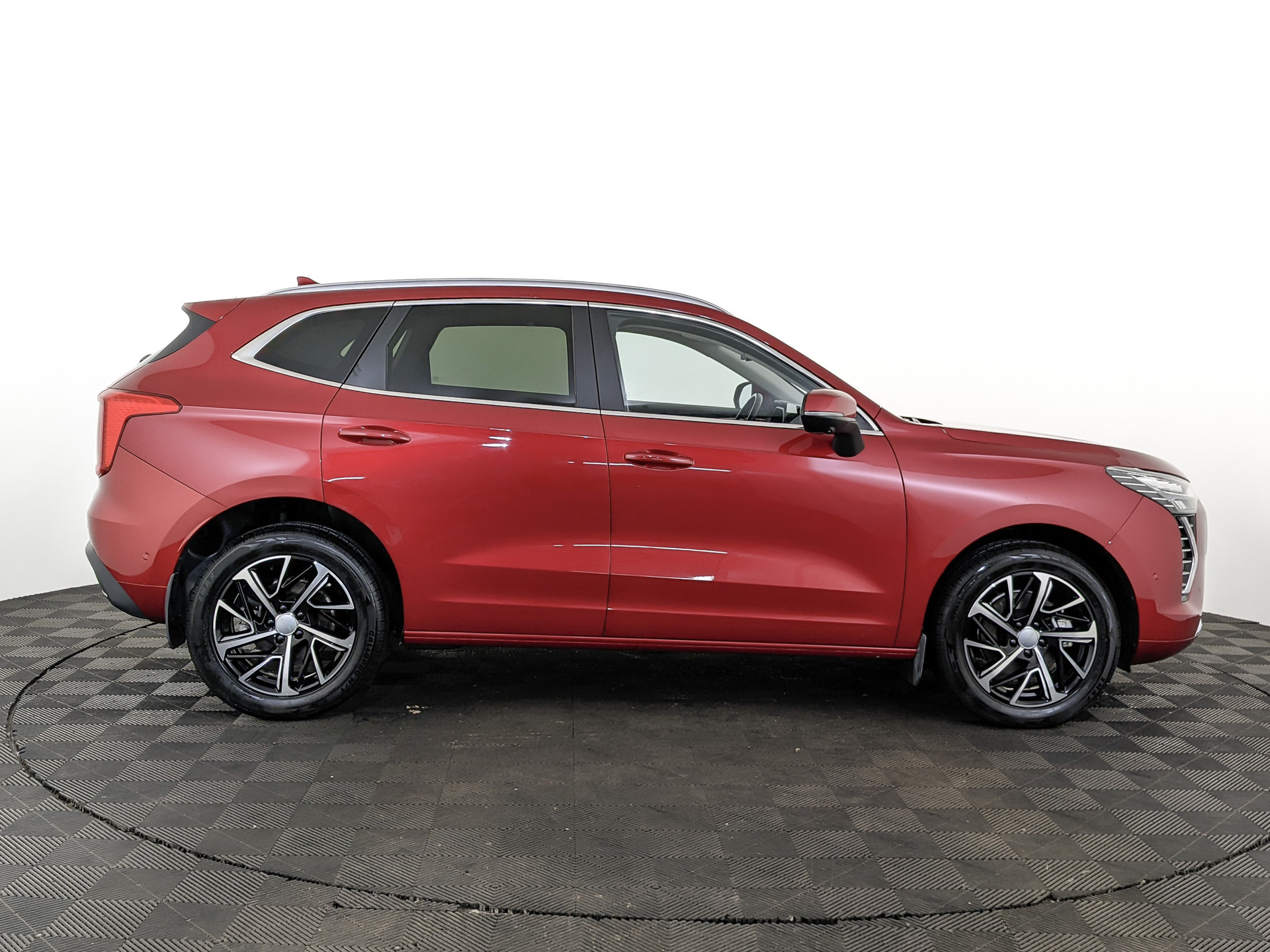 HAVAL Jolion 1.50 (143 л.с), автомат, 2023, пробег 33 600 км