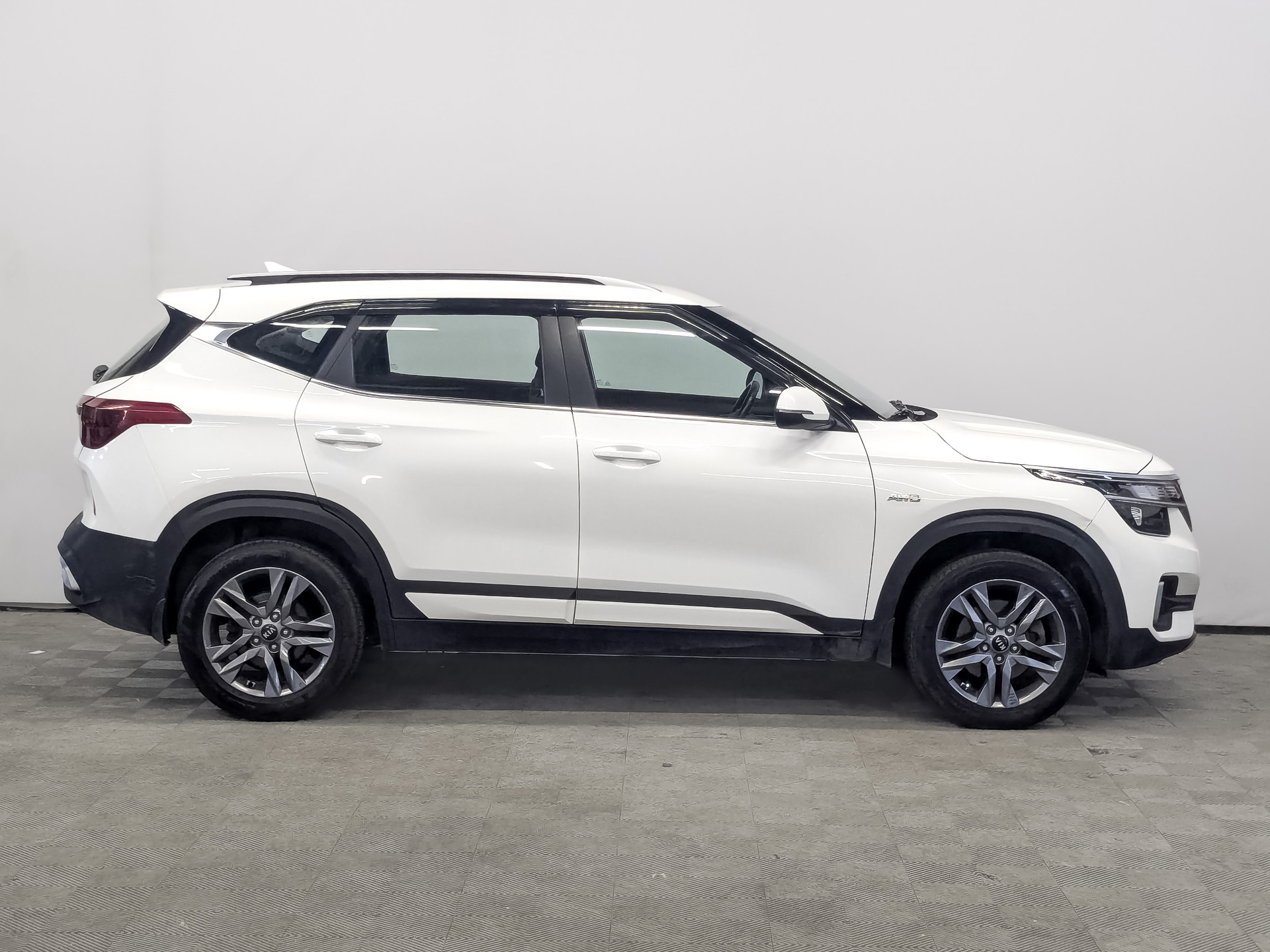KIA Seltos 2.00 (149 л.с), автомат, 2020, пробег 98 754 км