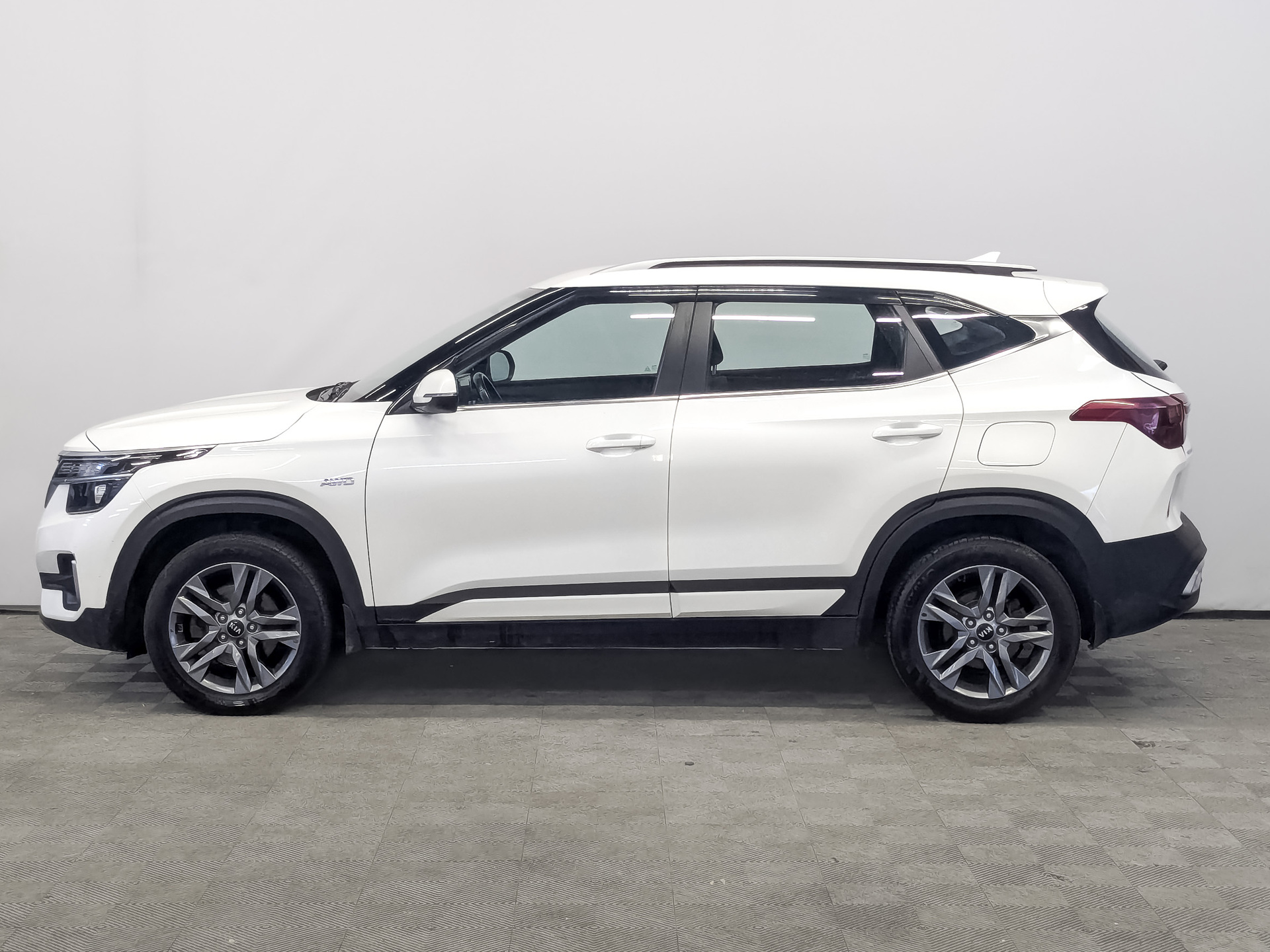 KIA Seltos 2.00 (149 л.с), автомат, 2020, пробег 98 754 км