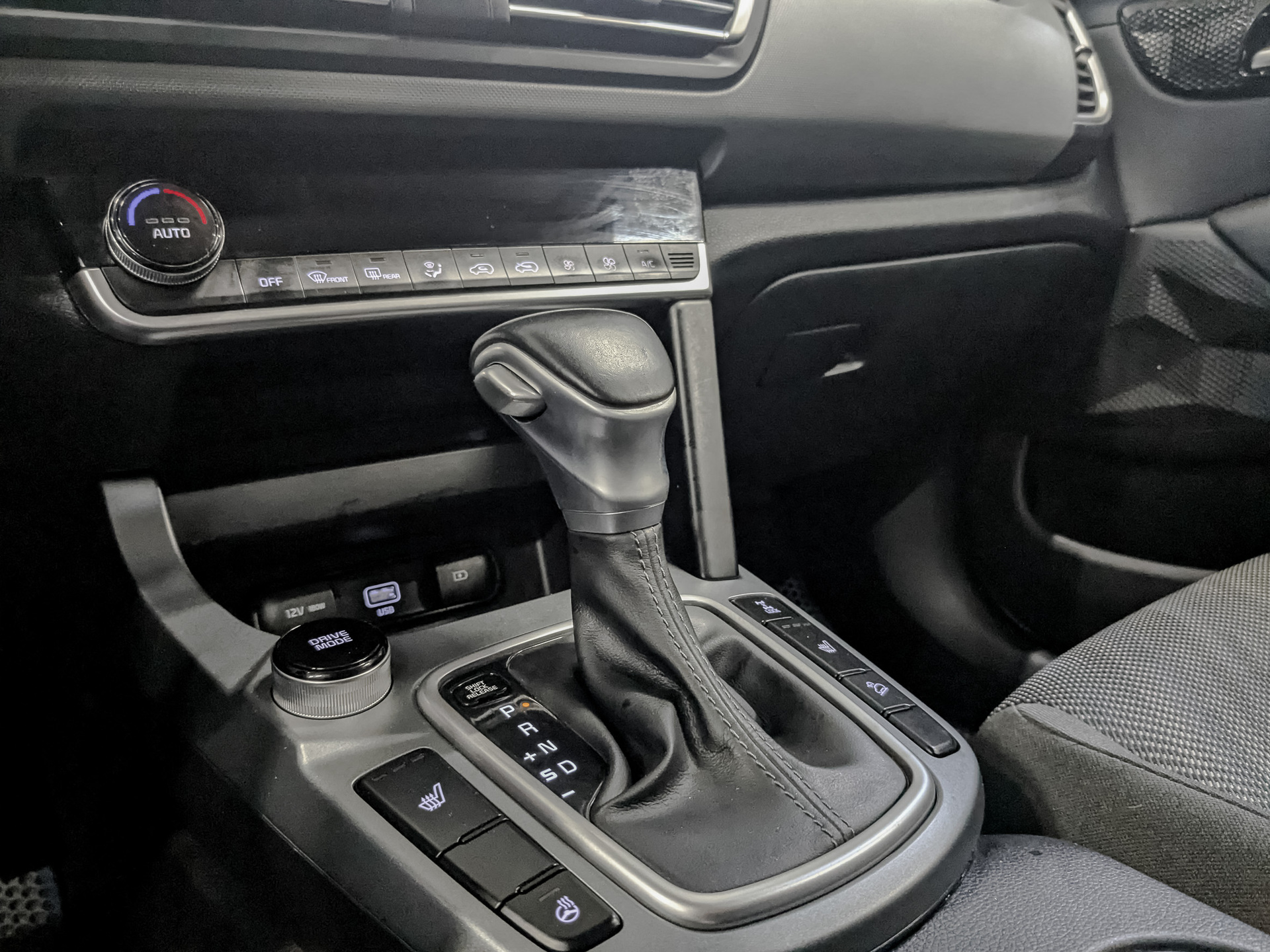 KIA Seltos 2.00 (149 л.с), автомат, 2020, пробег 98 754 км