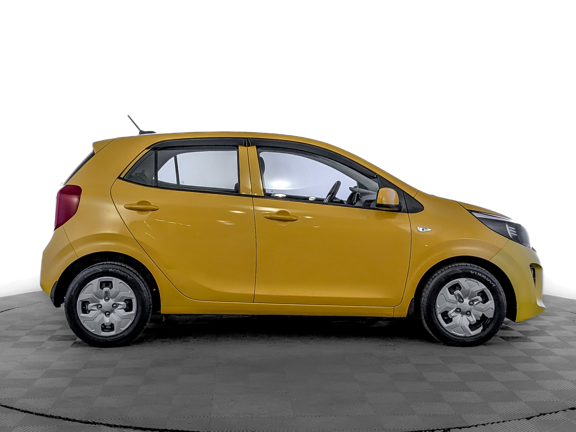 KIA Picanto 1.00 (67 л.с), автомат, 2022, пробег 27 500 км
