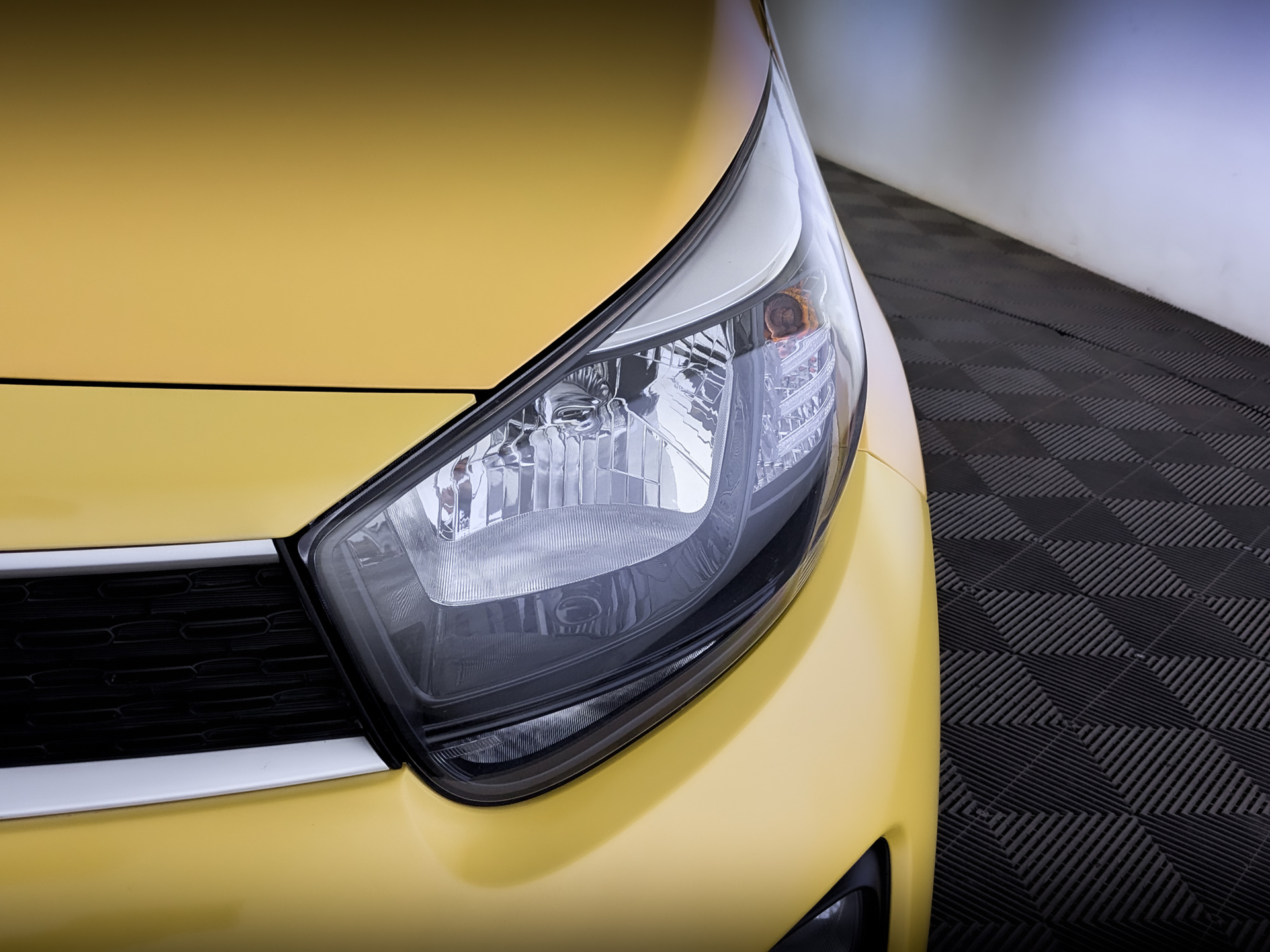 KIA Picanto 1.00 (67 л.с), автомат, 2022, пробег 27 500 км