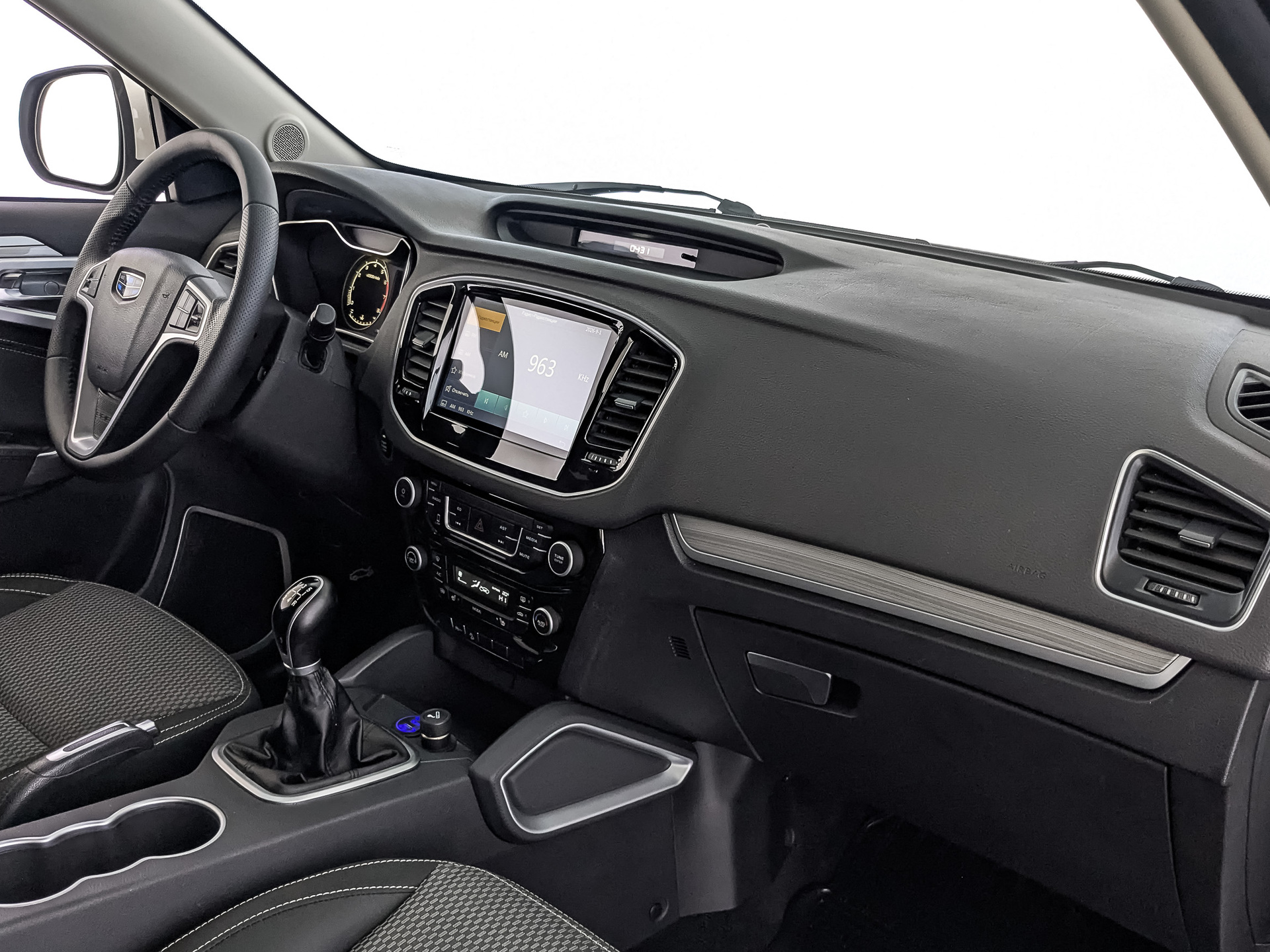 GEELY Emgrand X7 1.80 (131 л.с), механическая, 2019, пробег 141 417 км