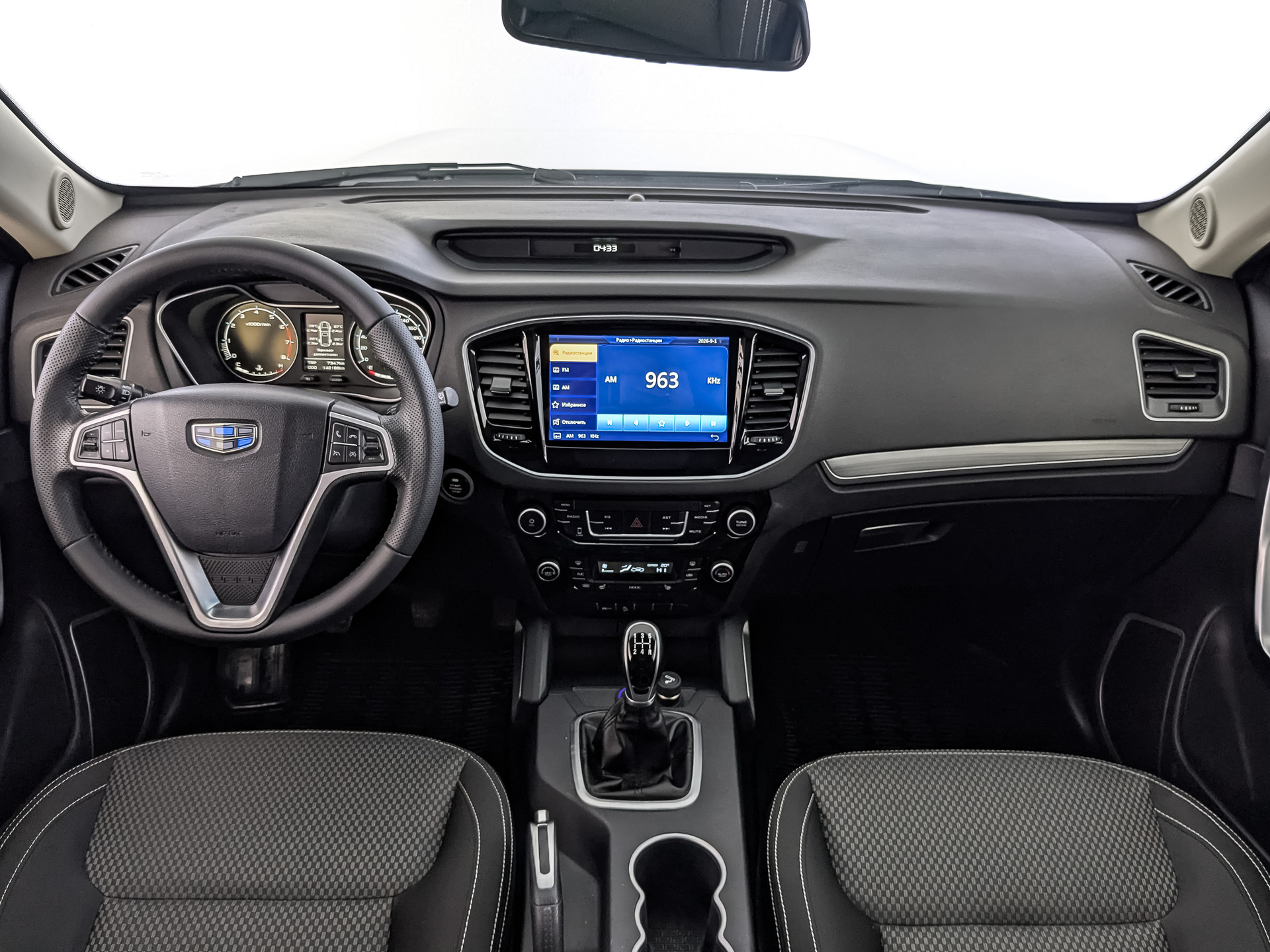 GEELY Emgrand X7 1.80 (131 л.с), механическая, 2019, пробег 141 417 км