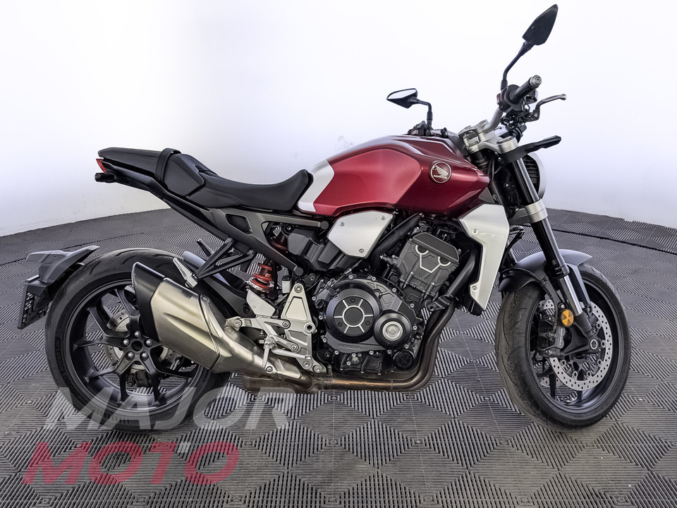 Honda CB 1000R - фото №1