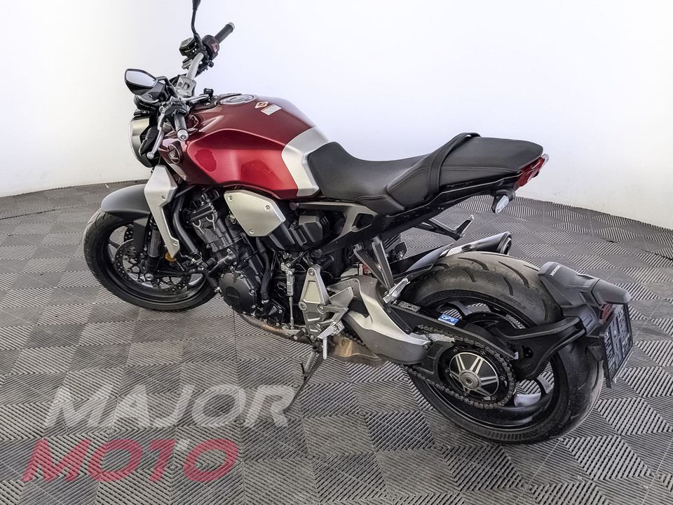 Honda CB 1000R - фото №5