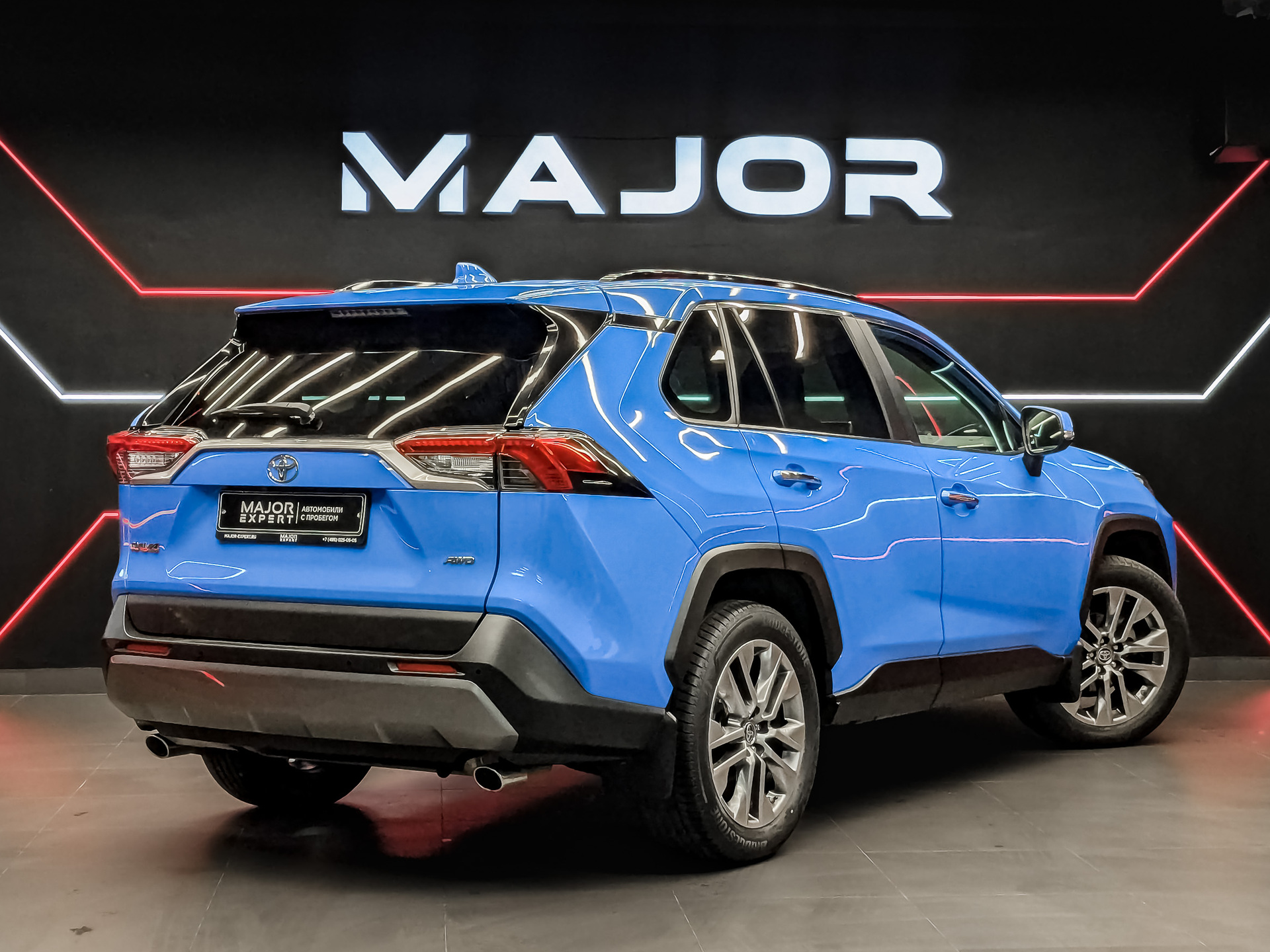 TOYOTA Rav-4 2.00 (149 л.с), автомат, 2020, пробег 69 622 км