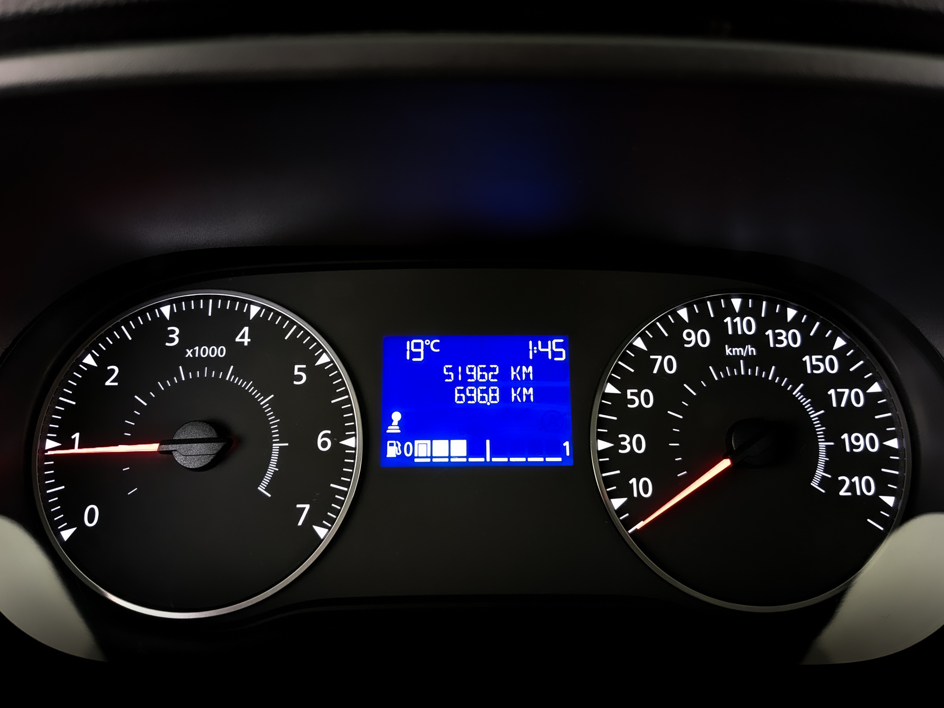 RENAULT Duster 1.60 (114 л.с), механическая, 2022, пробег 52 000 км