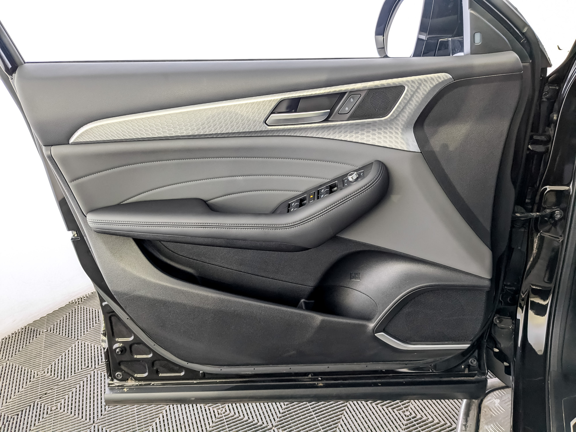 HAVAL F7 2.00 (190 л.с), автомат, 2023, пробег 11 112 км